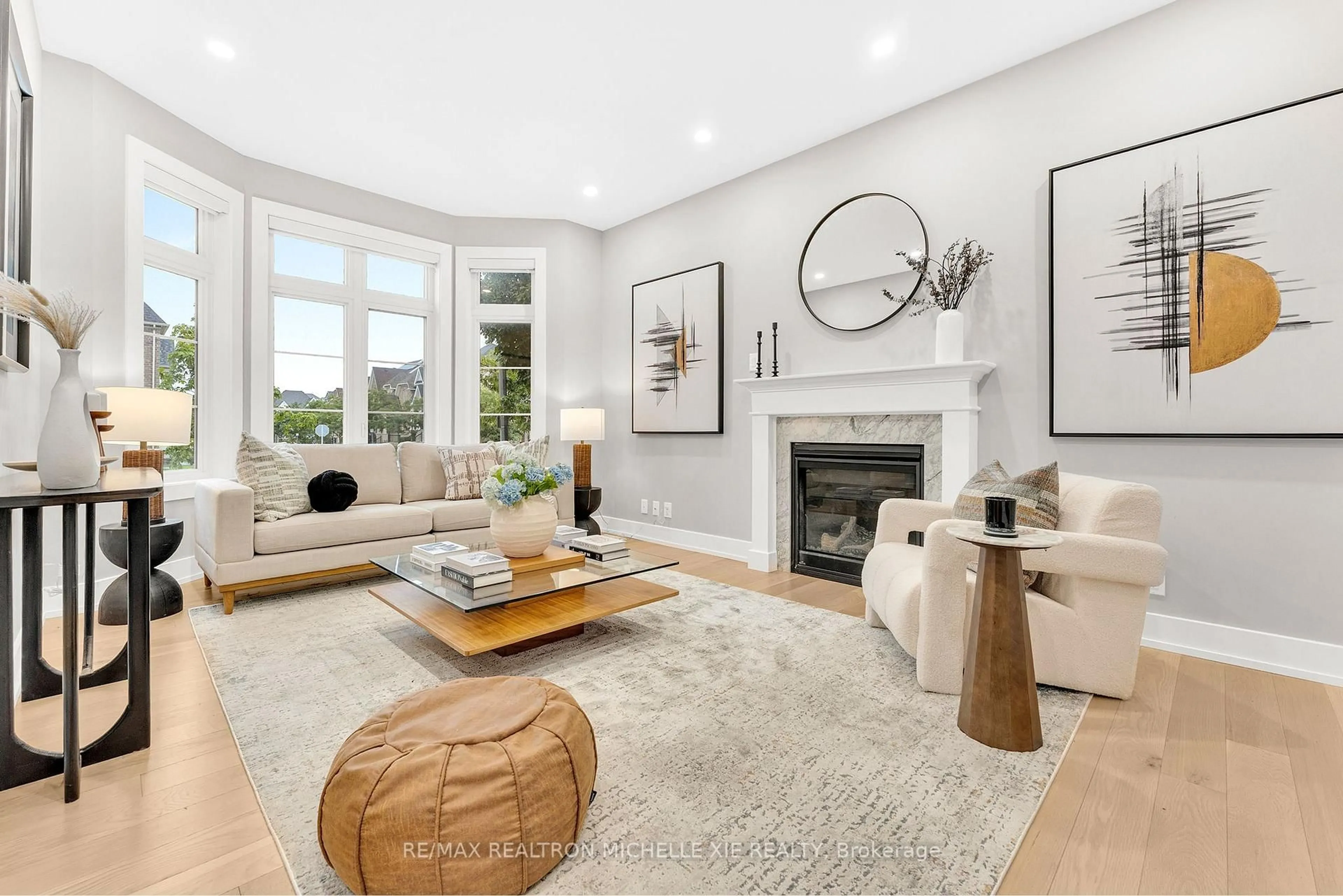 Living room with furniture, unknown for 103 Prospectors Dr, Markham Ontario L6C 3J9