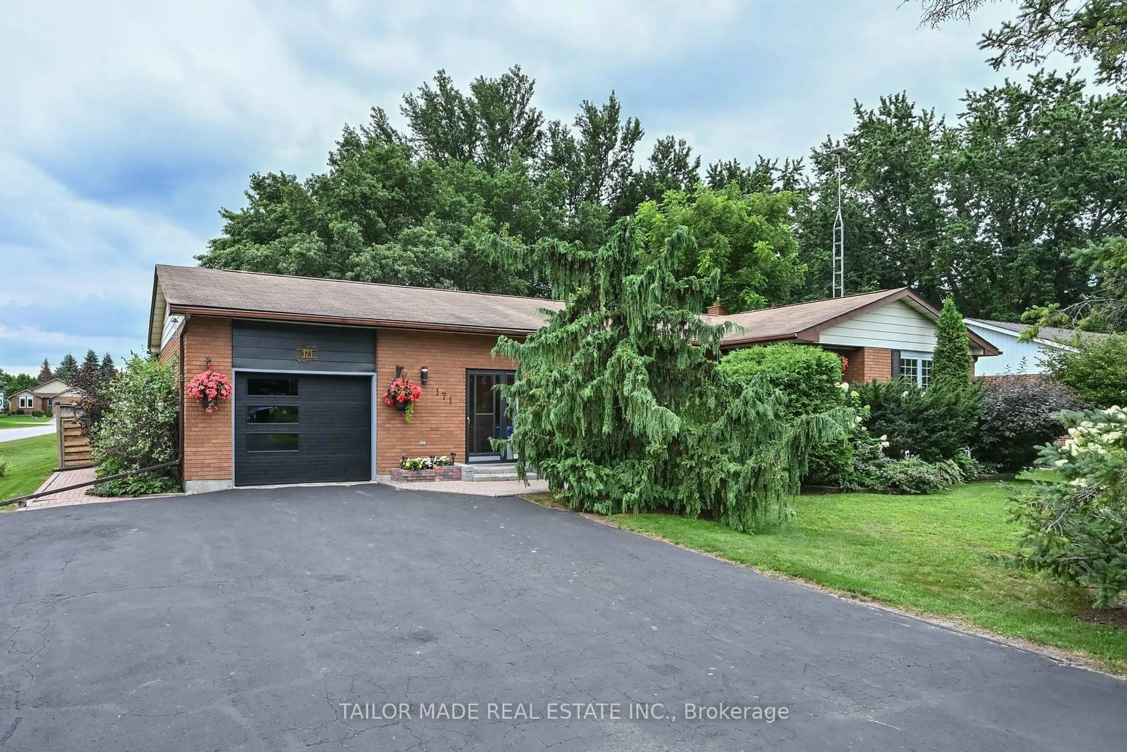 Home with brick exterior material, street for 171 Murphy Rd, Essa Ontario L3W 0A2