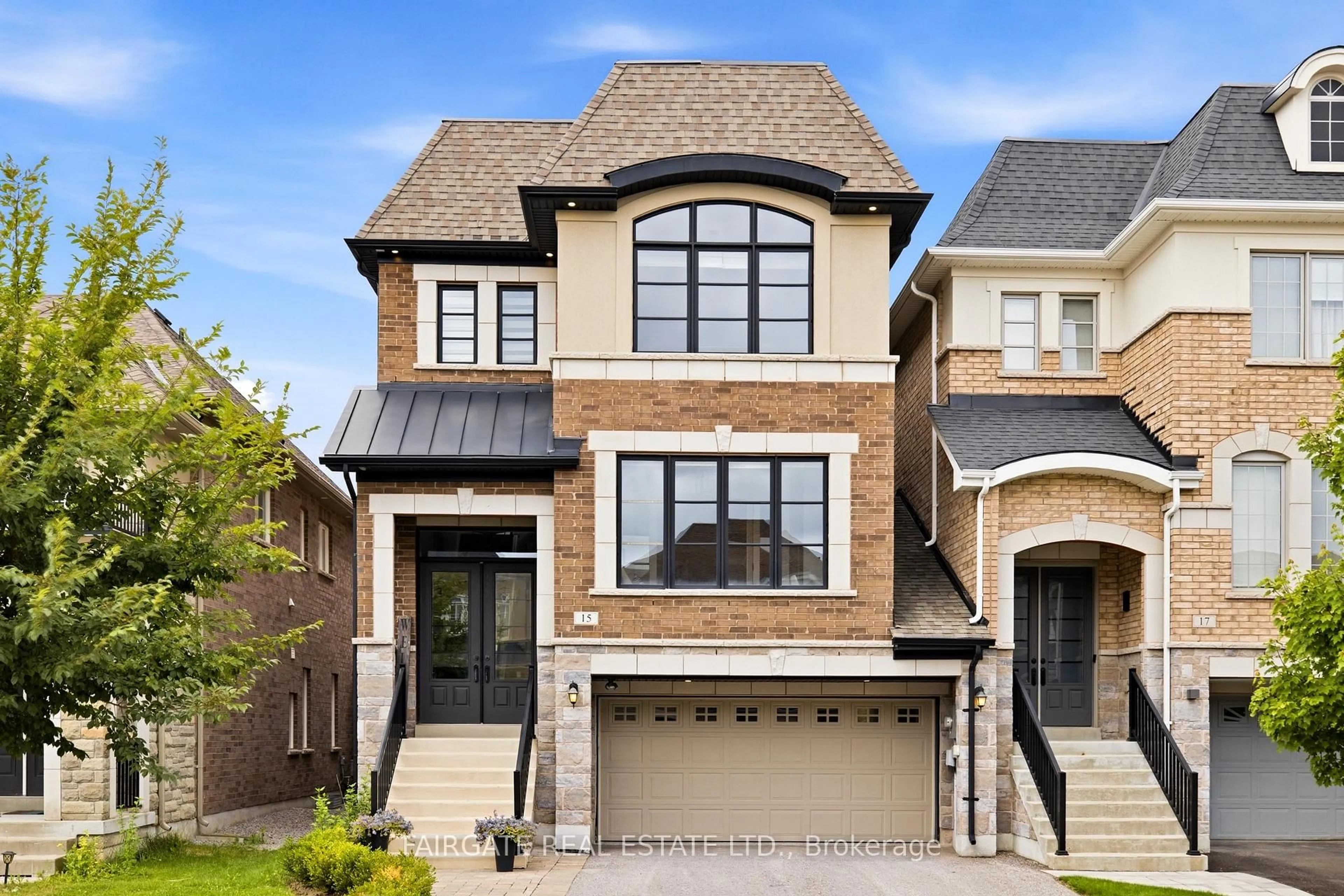 Home with brick exterior material, street for 15 Princess Charlotte Ave, Whitchurch-Stouffville Ontario L4A 1Y8