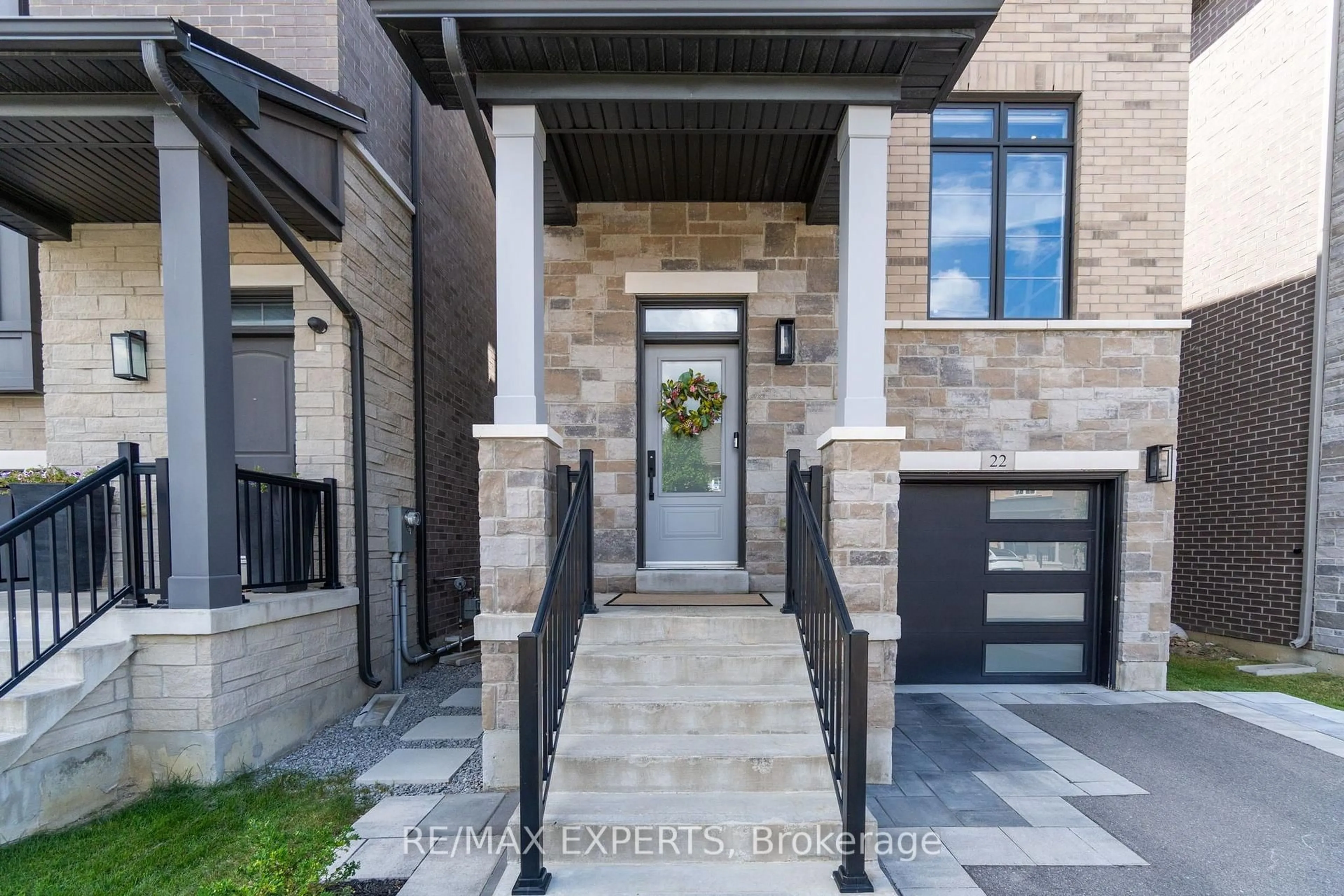 Unknown for 22 Velia Crt, Vaughan Ontario L4H 4S5