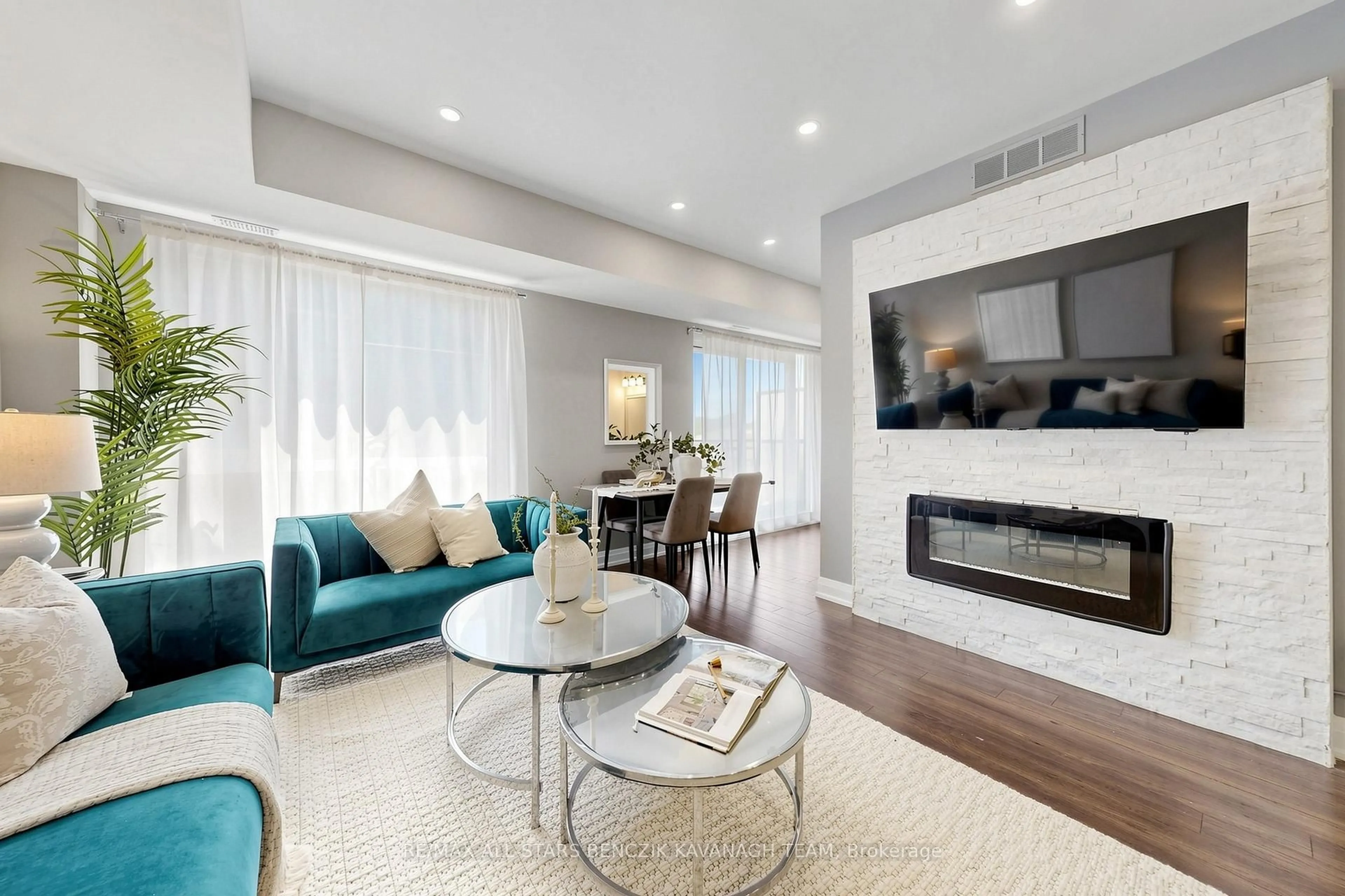 Living room with furniture, unknown for 5309 Highway 7 #1103, Vaughan Ontario L4L 0J1