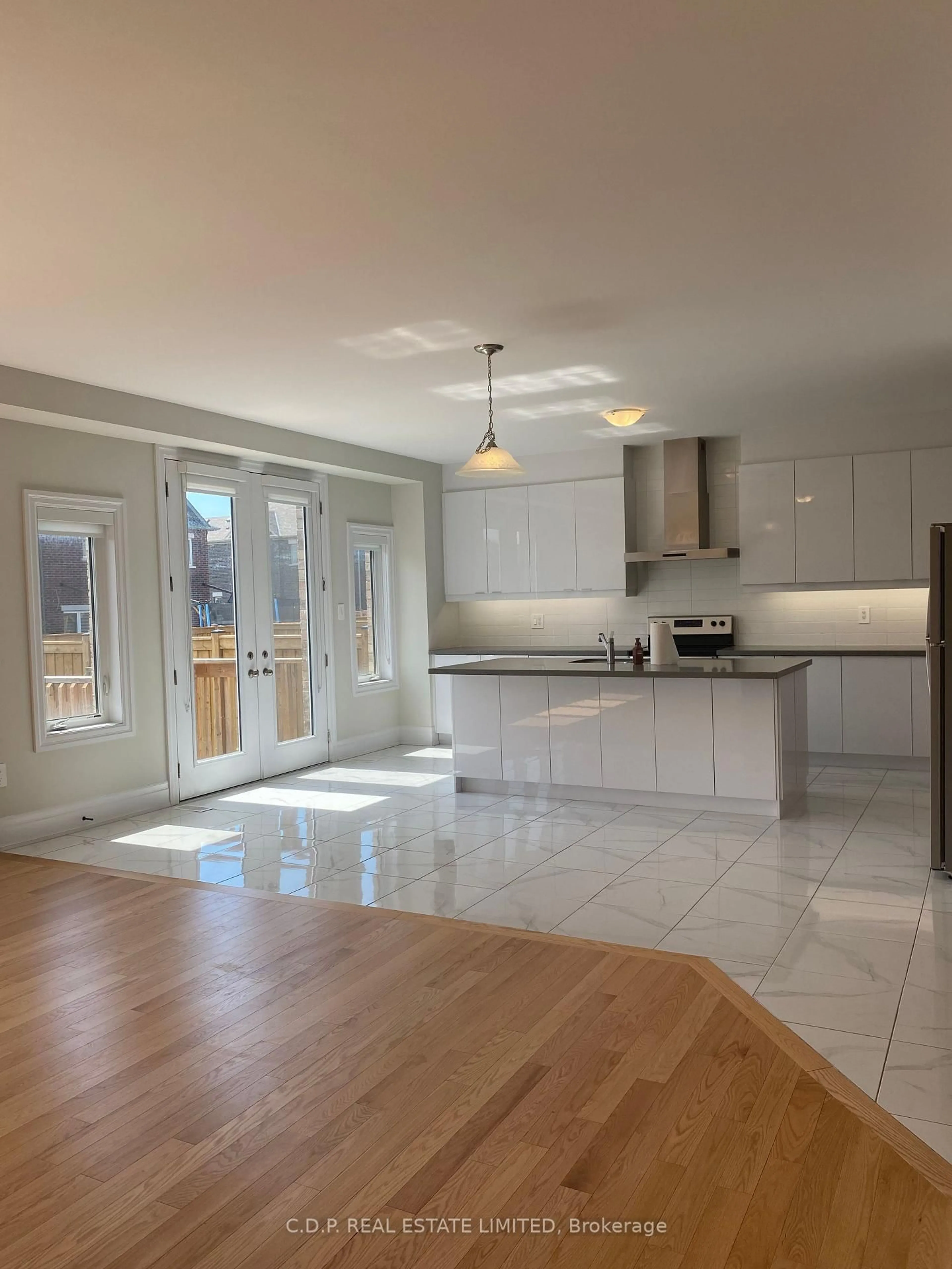 Open concept kitchen, unknown for 1297 Stevens Rd, Innisfil Ontario L9S 0P6