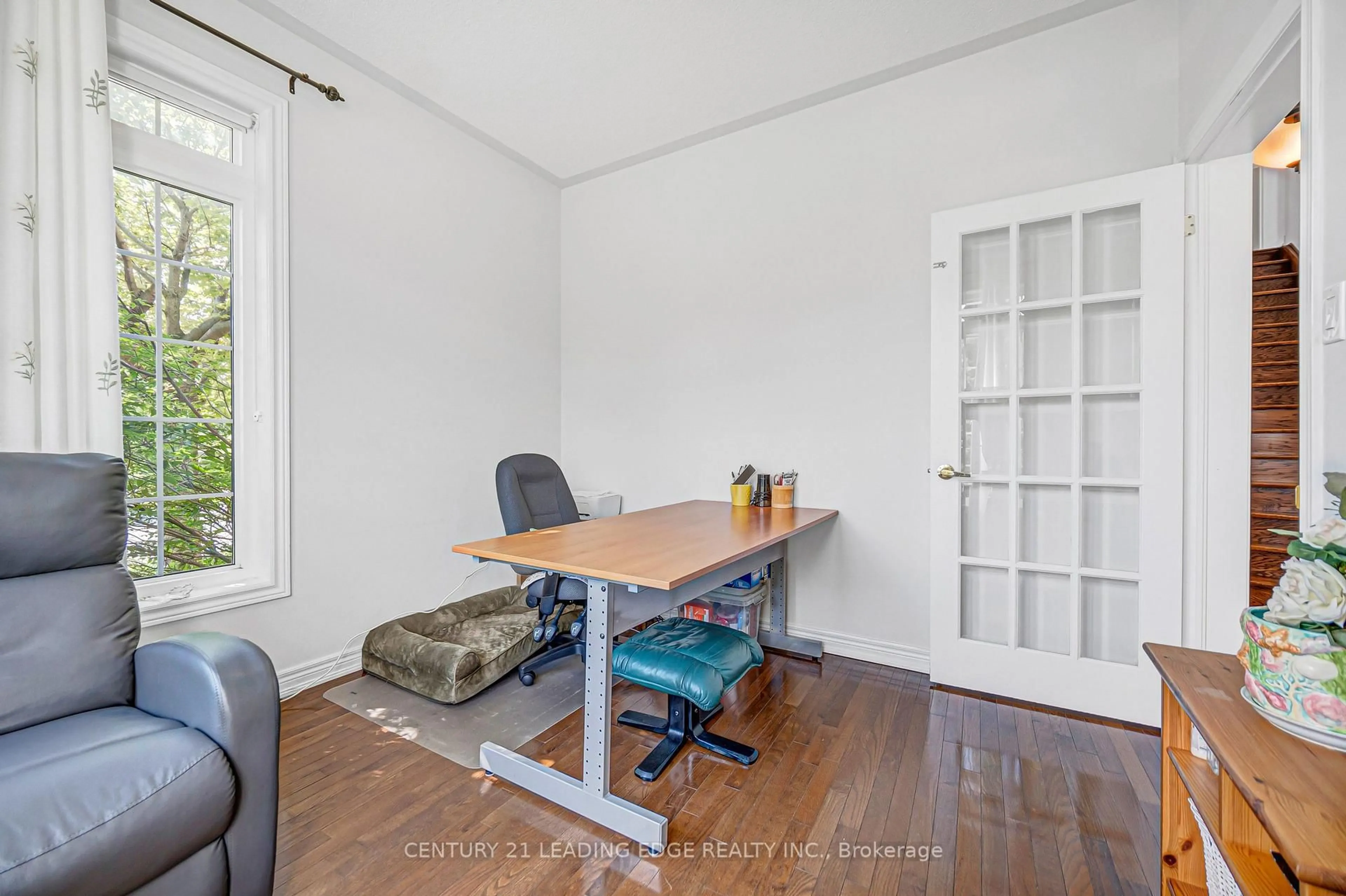 A pic of a room for 180 Coltrane Dr, Vaughan Ontario L4J 9B4