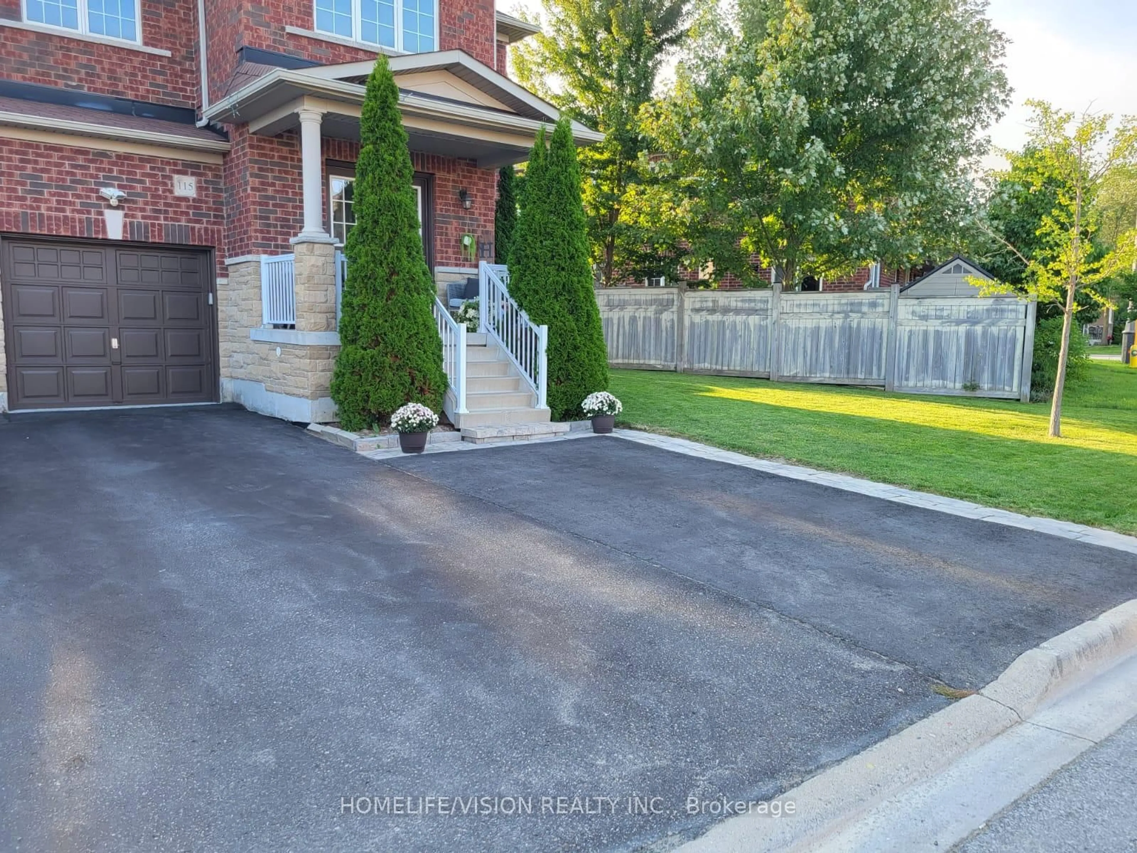 Unknown for 115 James McCullough Rd, Whitchurch-Stouffville Ontario L4A 0Z2