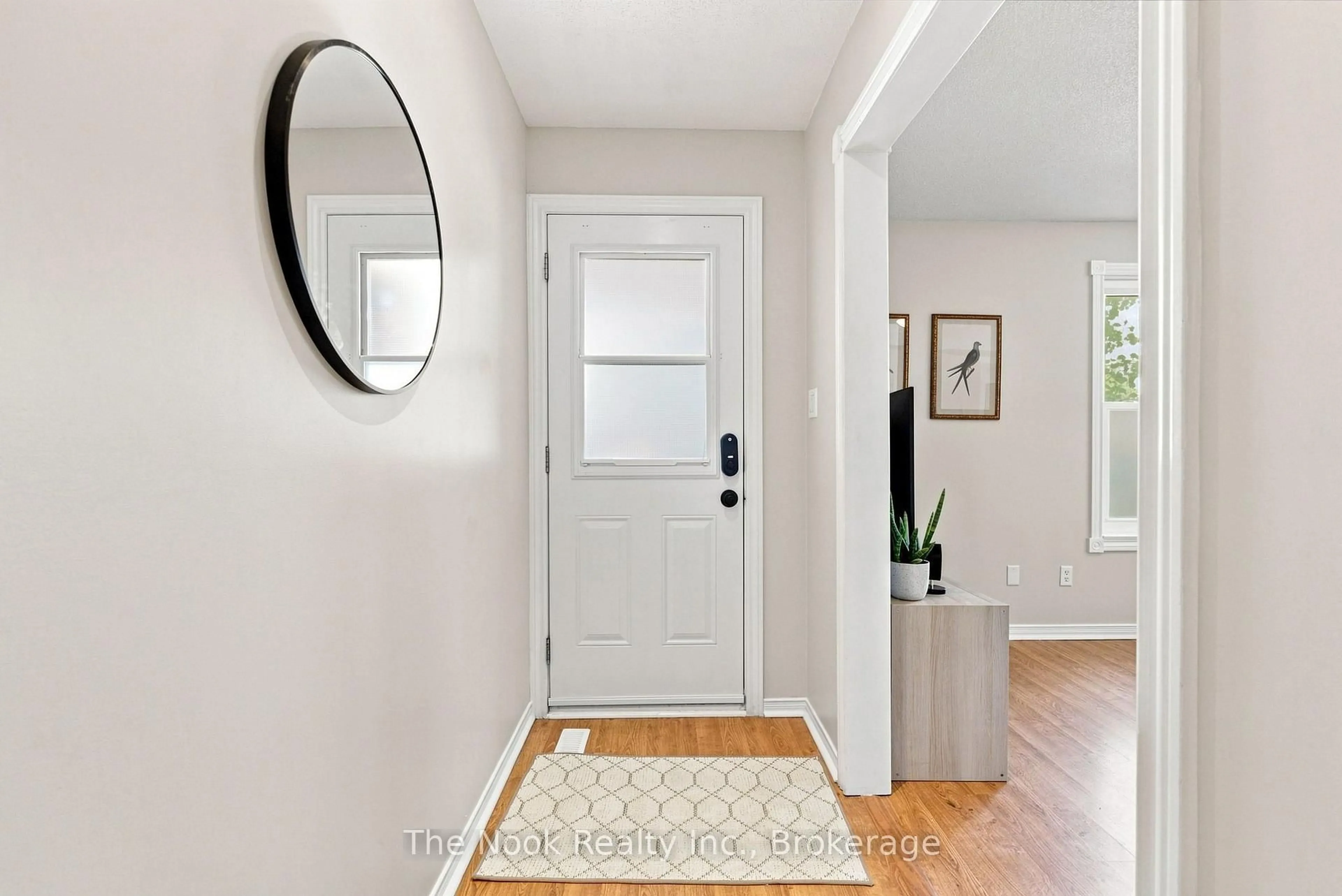 Indoor entryway for 12421 Ninth Line #127, Whitchurch-Stouffville Ontario L4A 1J3