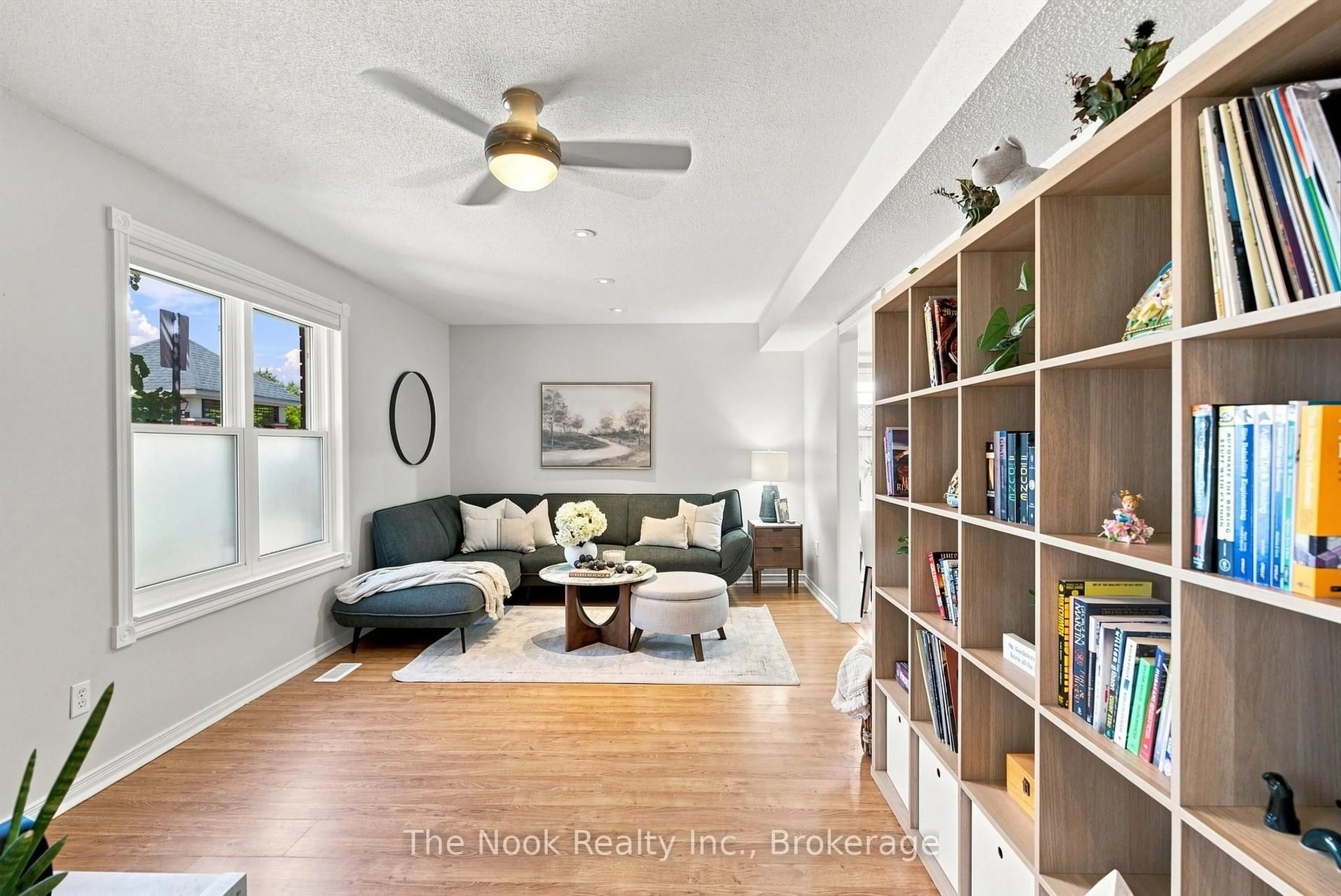 Living room with furniture, unknown for 12421 Ninth Line #127, Whitchurch-Stouffville Ontario L4A 1J3