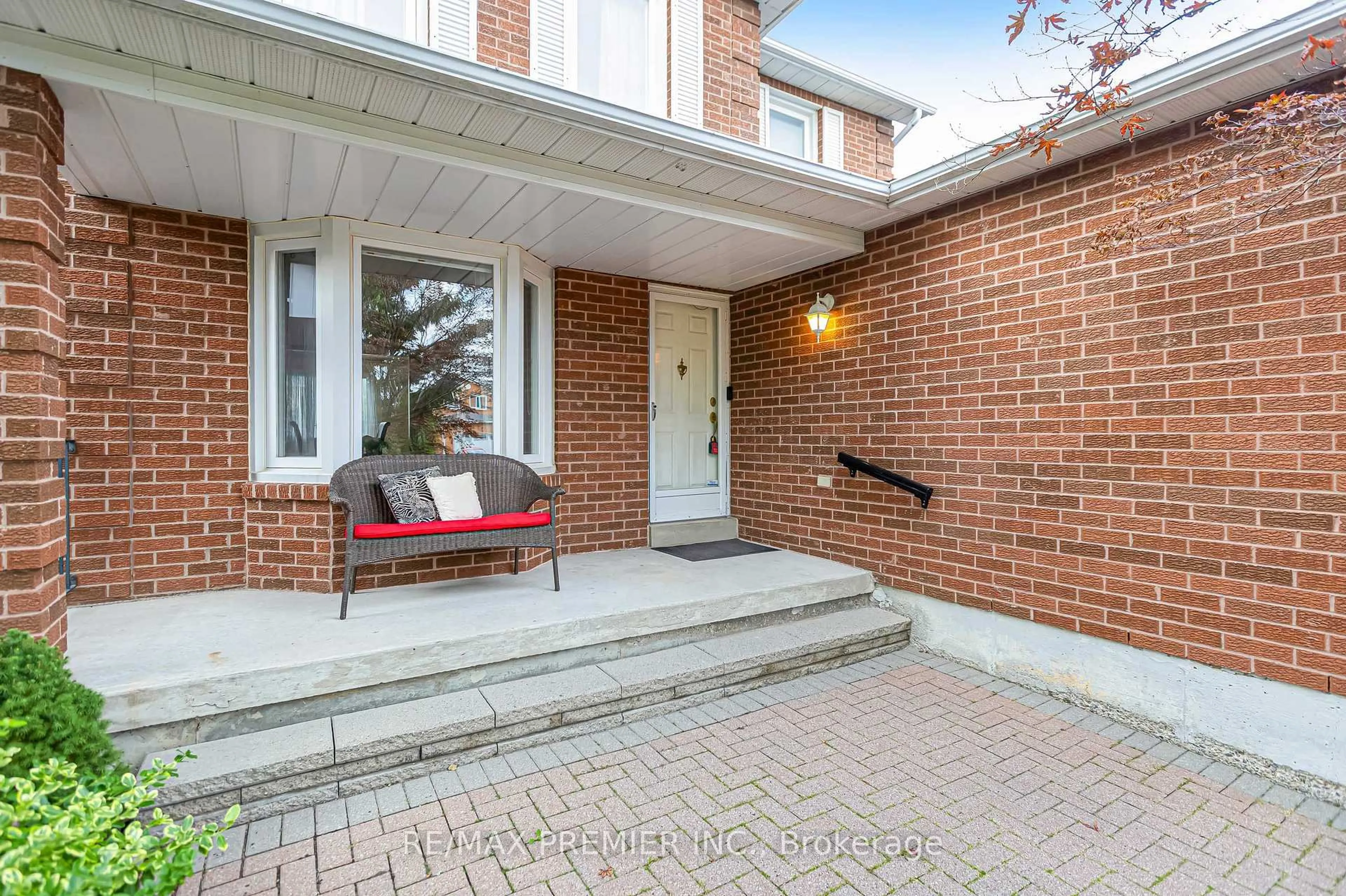 Home with brick exterior material, street for 90 Pentland Cres, Vaughan Ontario L6A 1T5