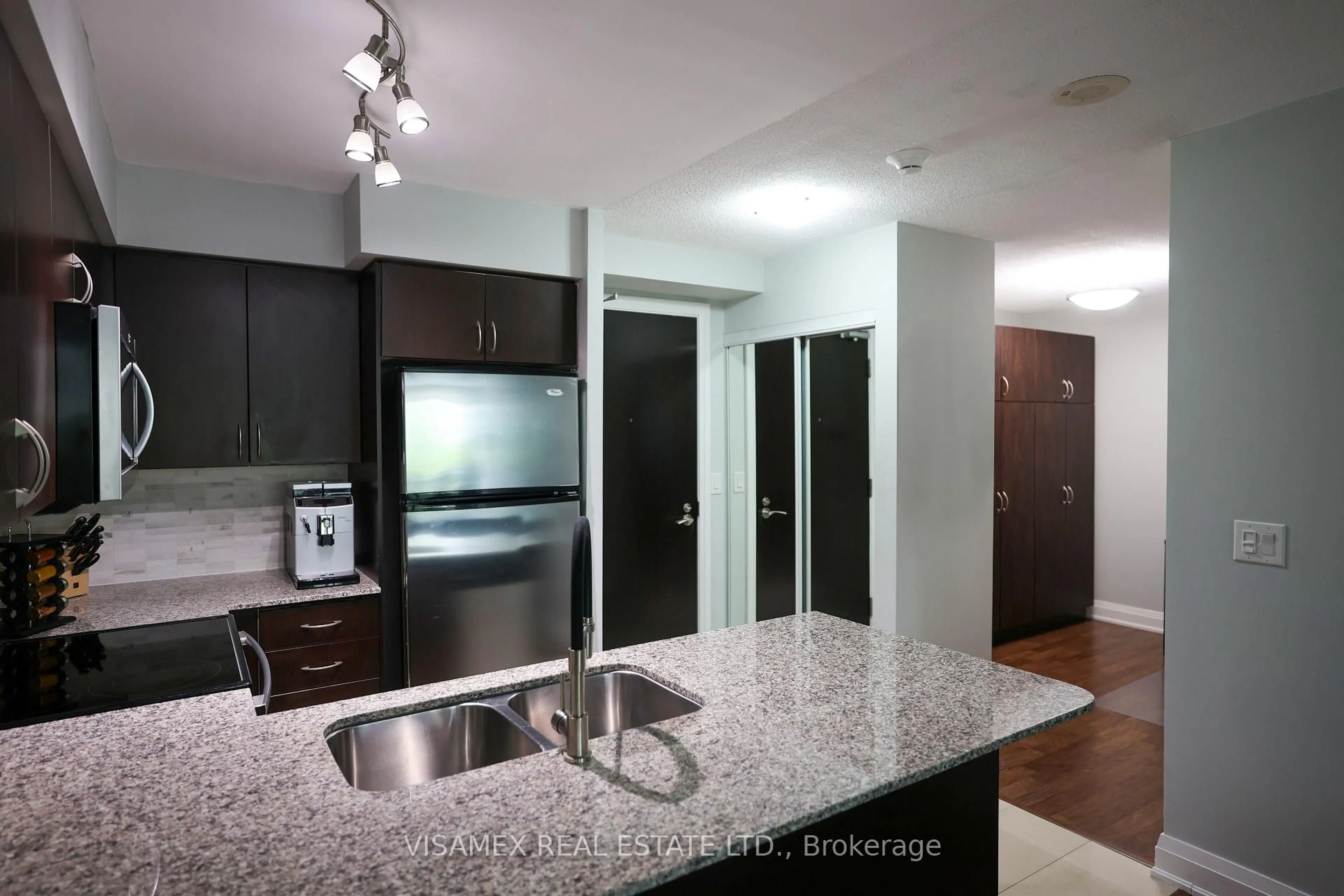 Standard kitchen, unknown for 20 North Park Rd #210, Vaughan Ontario L4J 0G7