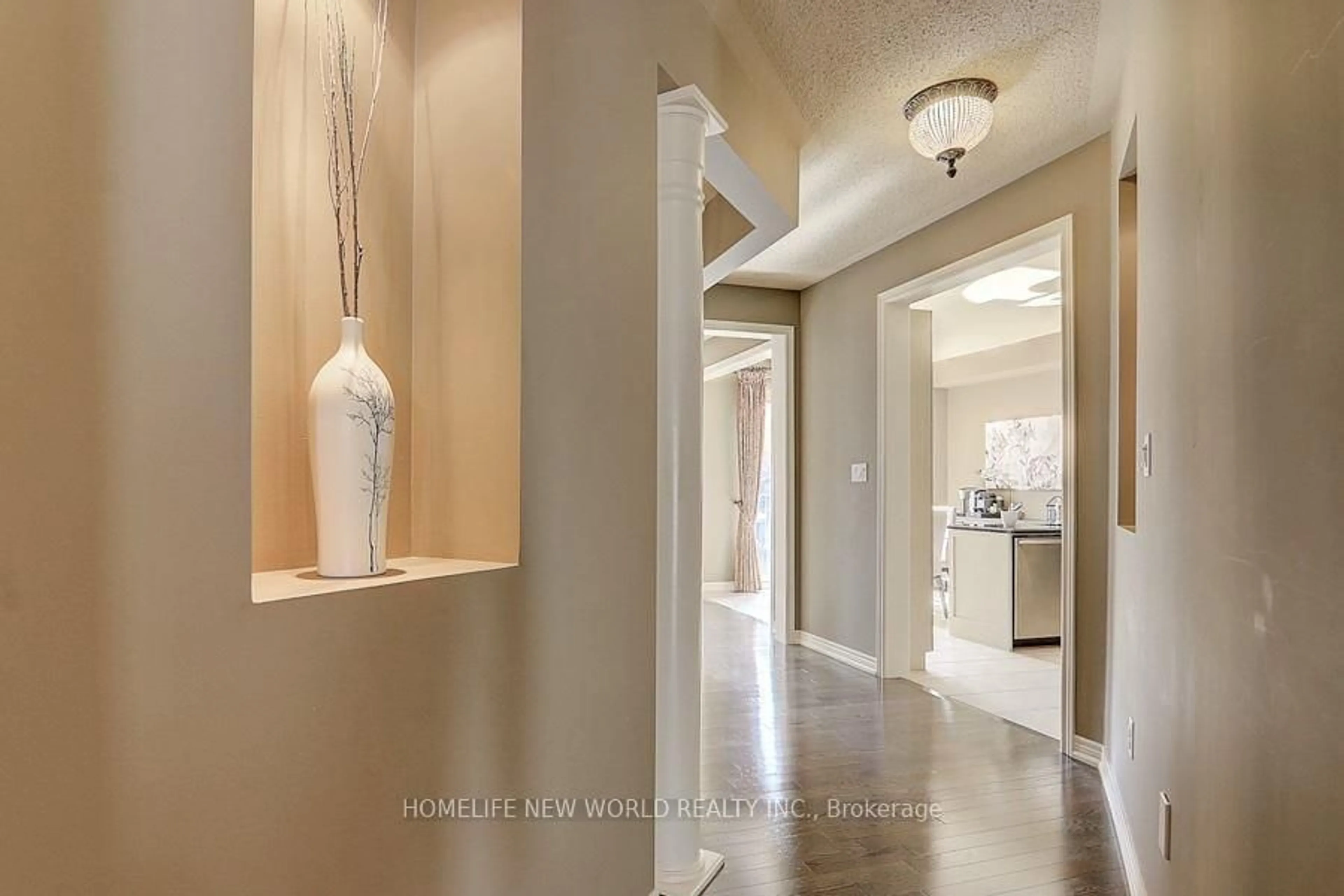 Indoor entryway for 59 Albright Cres, Richmond Hill Ontario L4E 4Z4