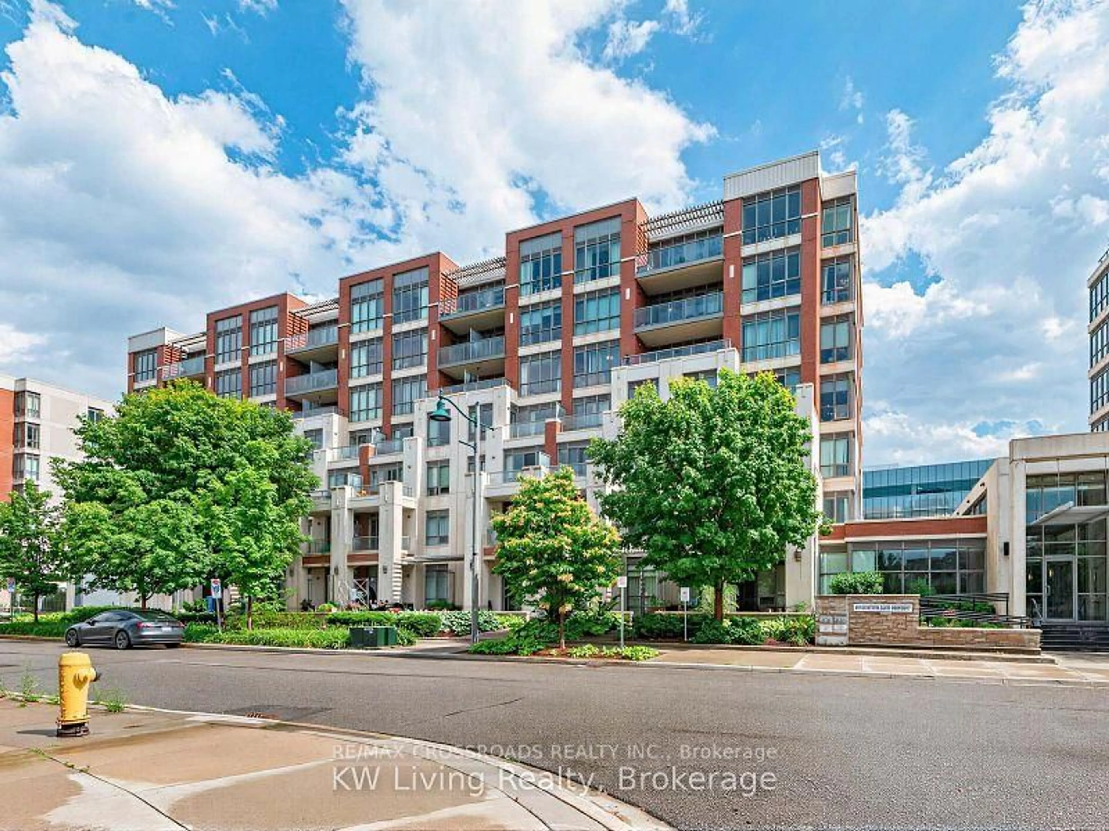 A pic from outside/outdoor area/front of a property/back of a property/a pic from drone, unknown for 21 UPPER DUKE Cres #505, Markham Ontario L6G 0B7