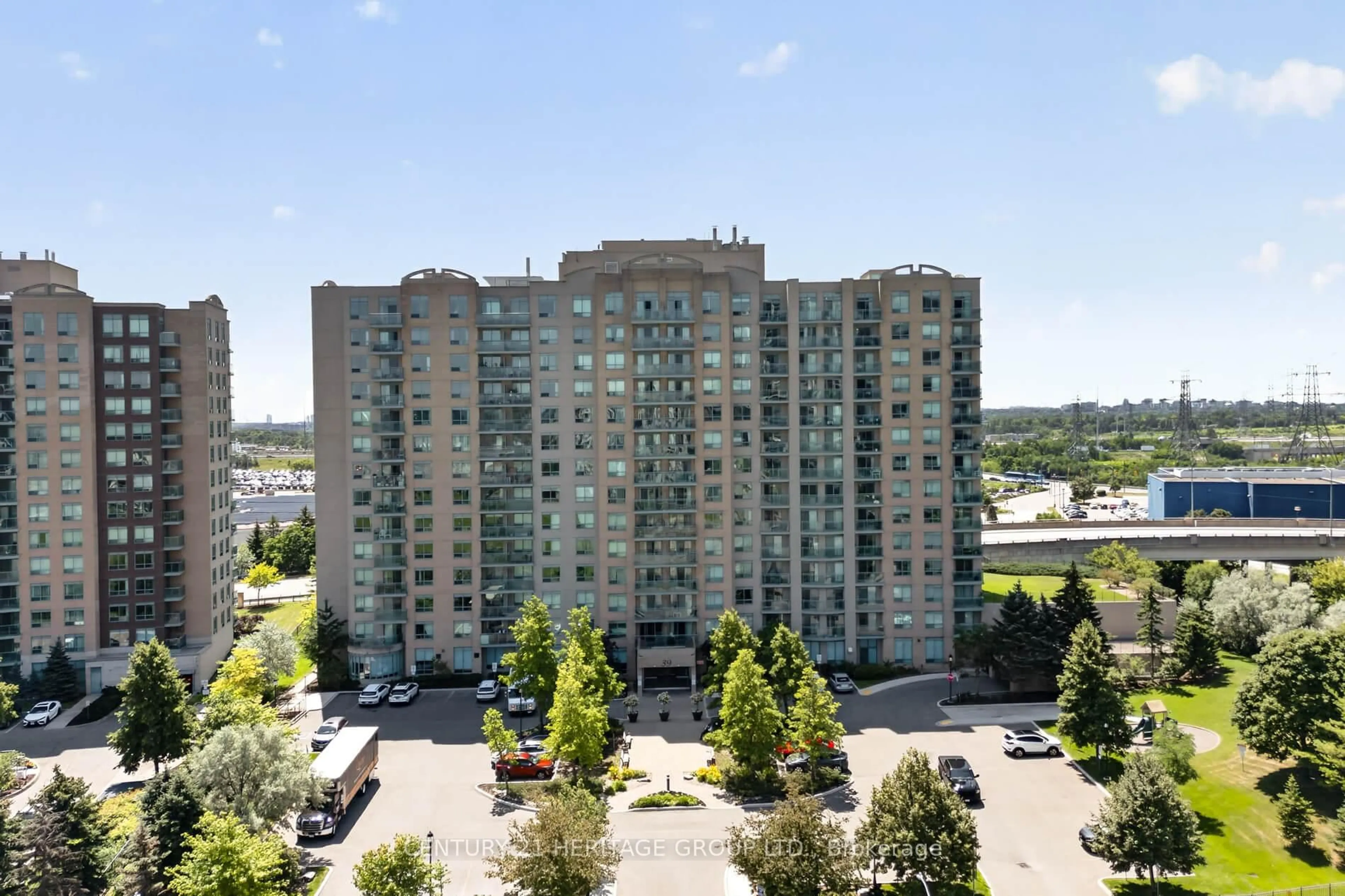 Unknown for 39 Oneida Cres #1017, Richmond Hill Ontario L4B 4T9