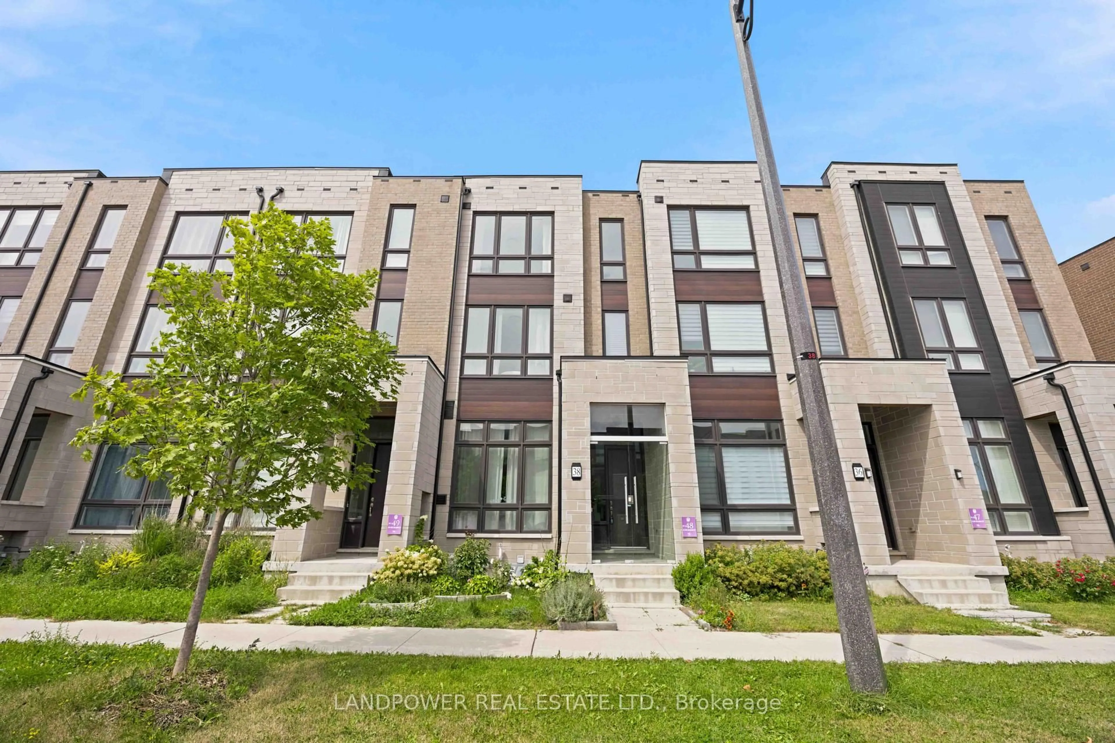 Unknown for 38 Lord Melborne St, Markham Ontario L6C 0Z6