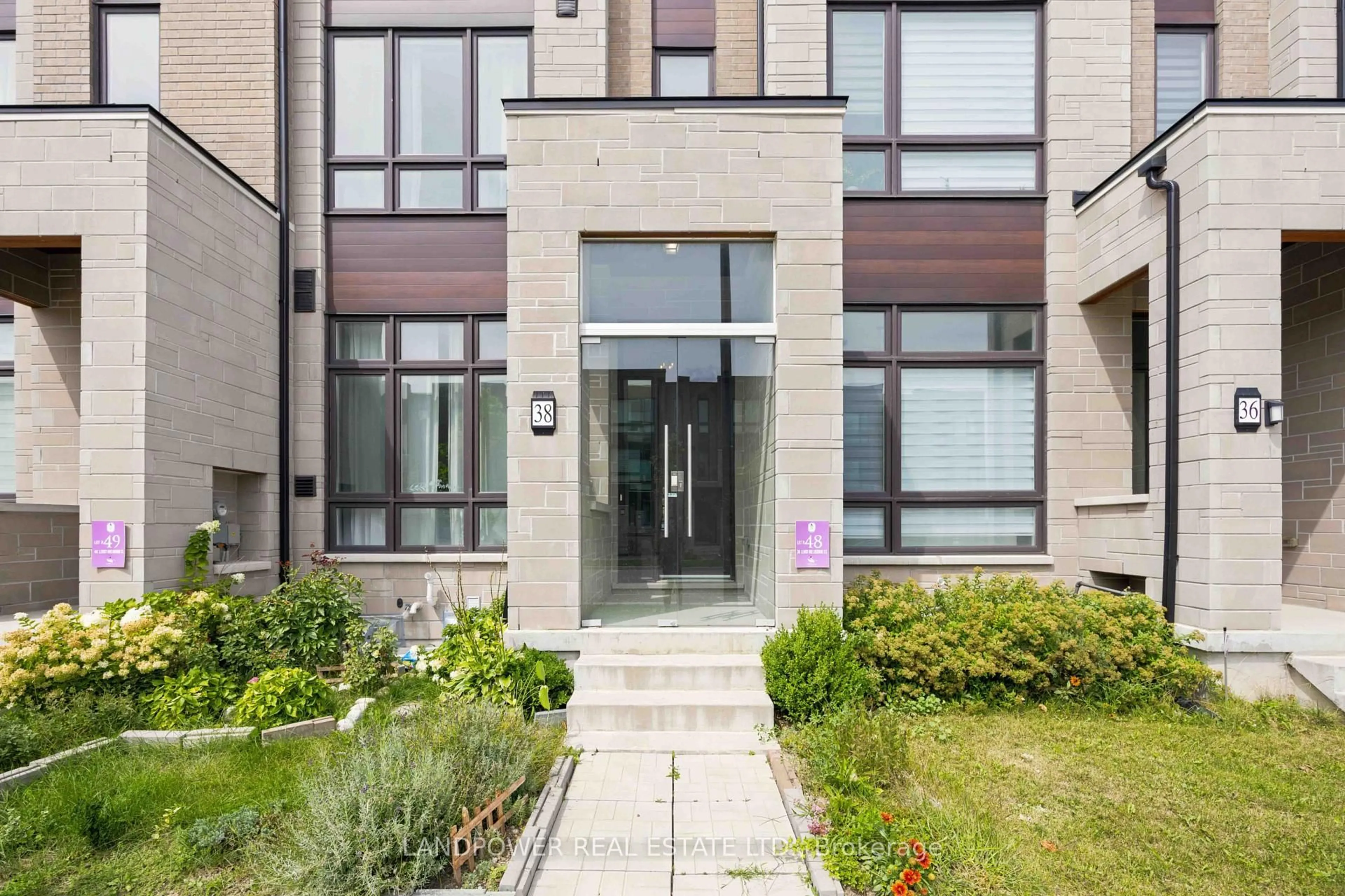 Unknown for 38 Lord Melborne St, Markham Ontario L6C 0Z6