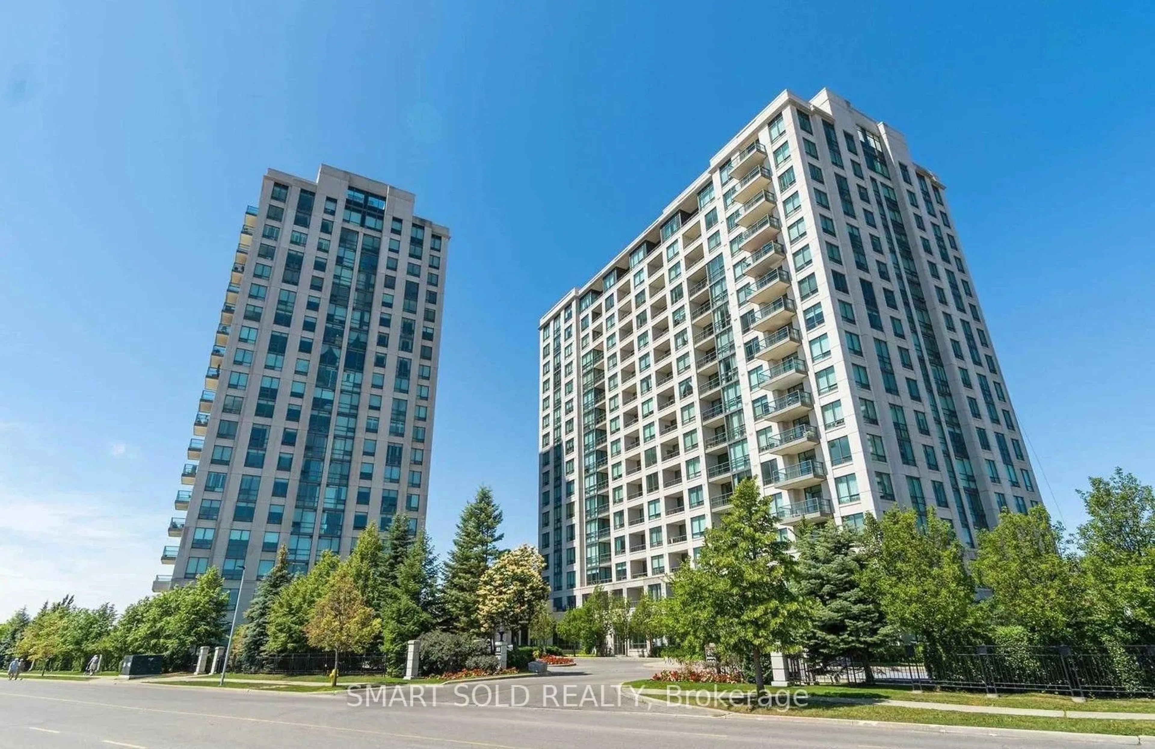 A pic from outside/outdoor area/front of a property/back of a property/a pic from drone, unknown for 100 Promenade Circ #1508, Vaughan Ontario L4J 7W7