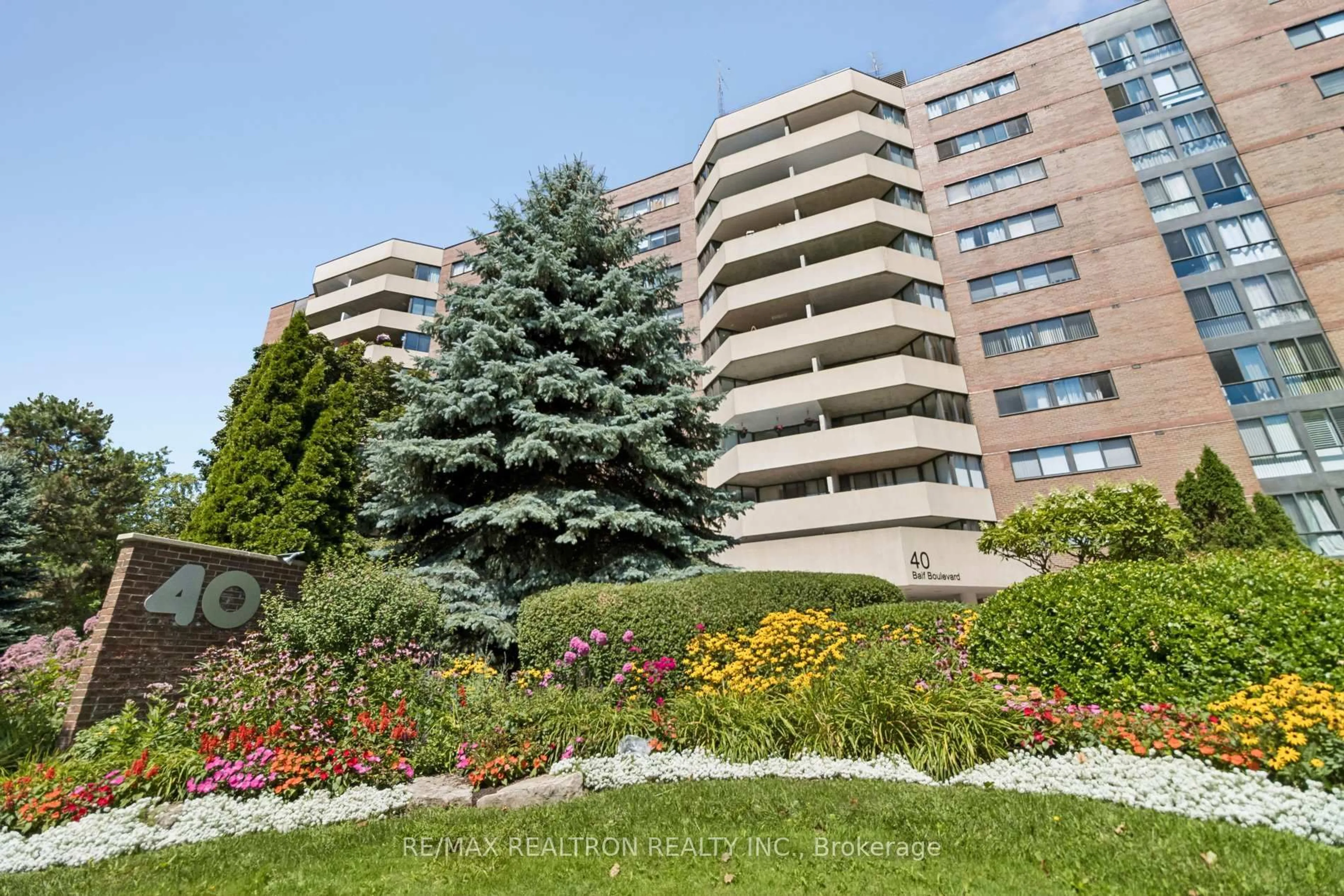 Patio, unknown for 40 Baif Blvd #208, Richmond Hill Ontario L4C 5M9