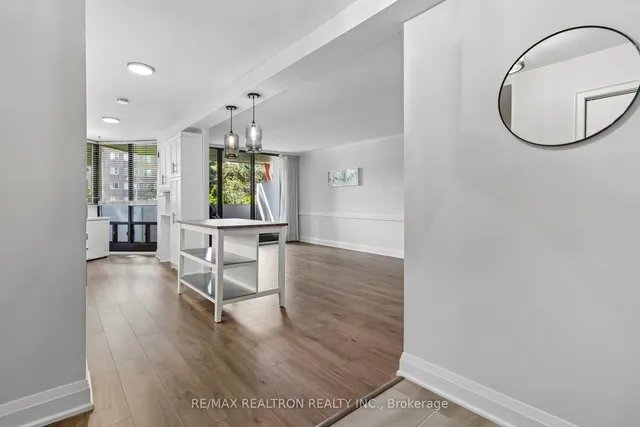 40 Baif Blvd #208, Richmond Hill 4