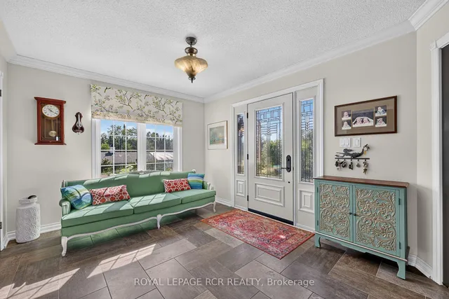 752 Ball Rd, Uxbridge 5