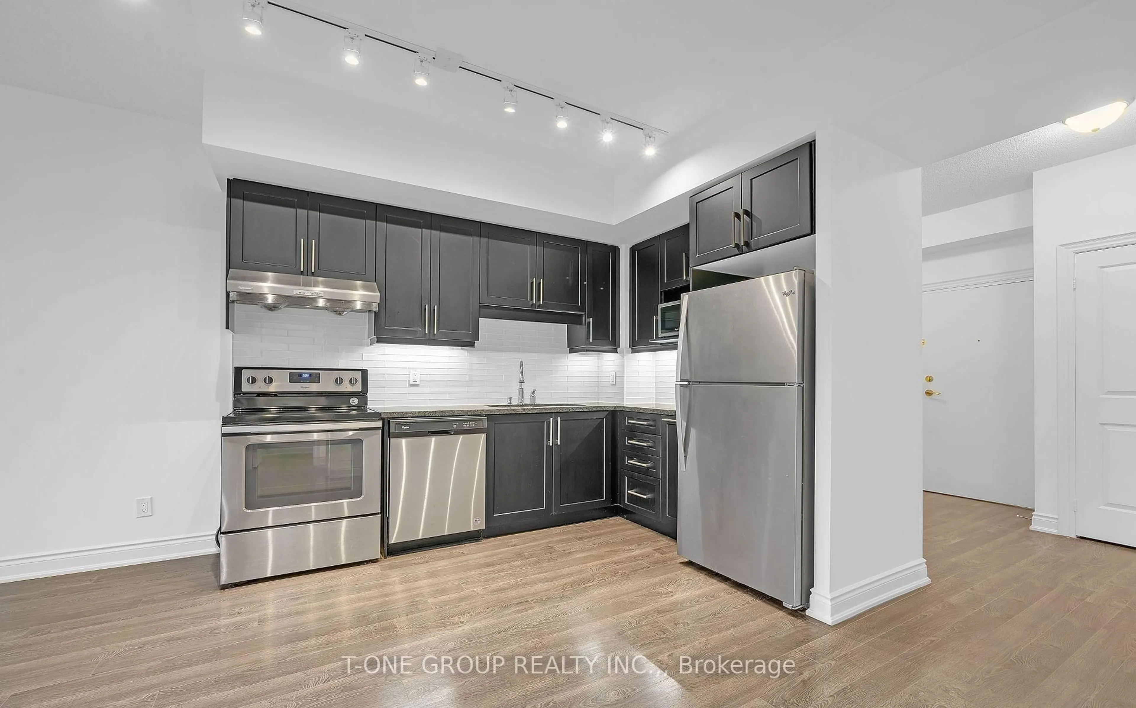 Unknown for 33 Clegg Rd #1006, Markham Ontario L6G 0G6