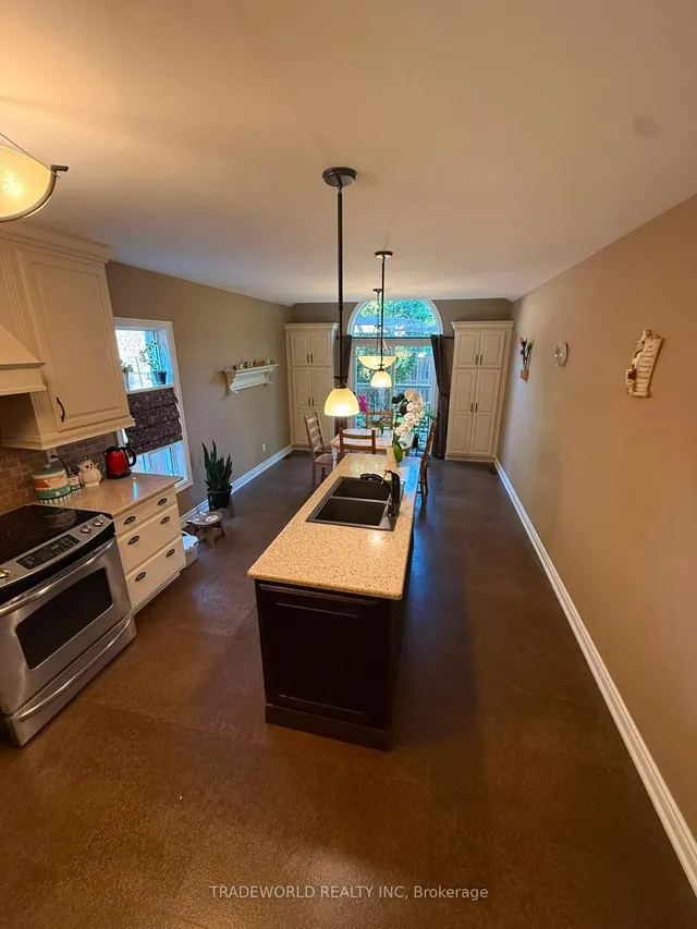 16 Chessman Crt, Whitchurch-Stouffville 5