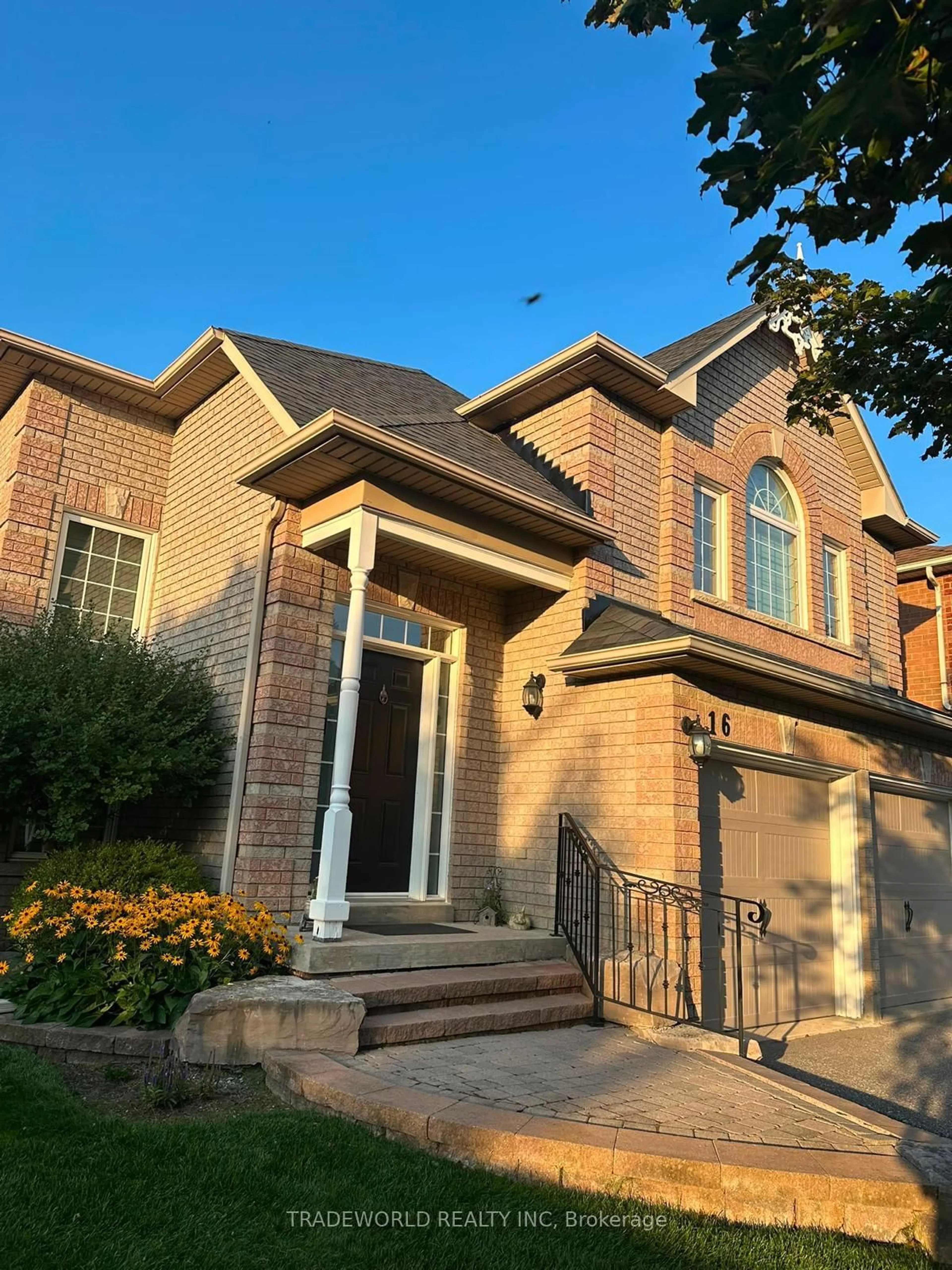 Home with brick exterior material, street for 16 Chessman Crt, Whitchurch-Stouffville Ontario L4A 1K7