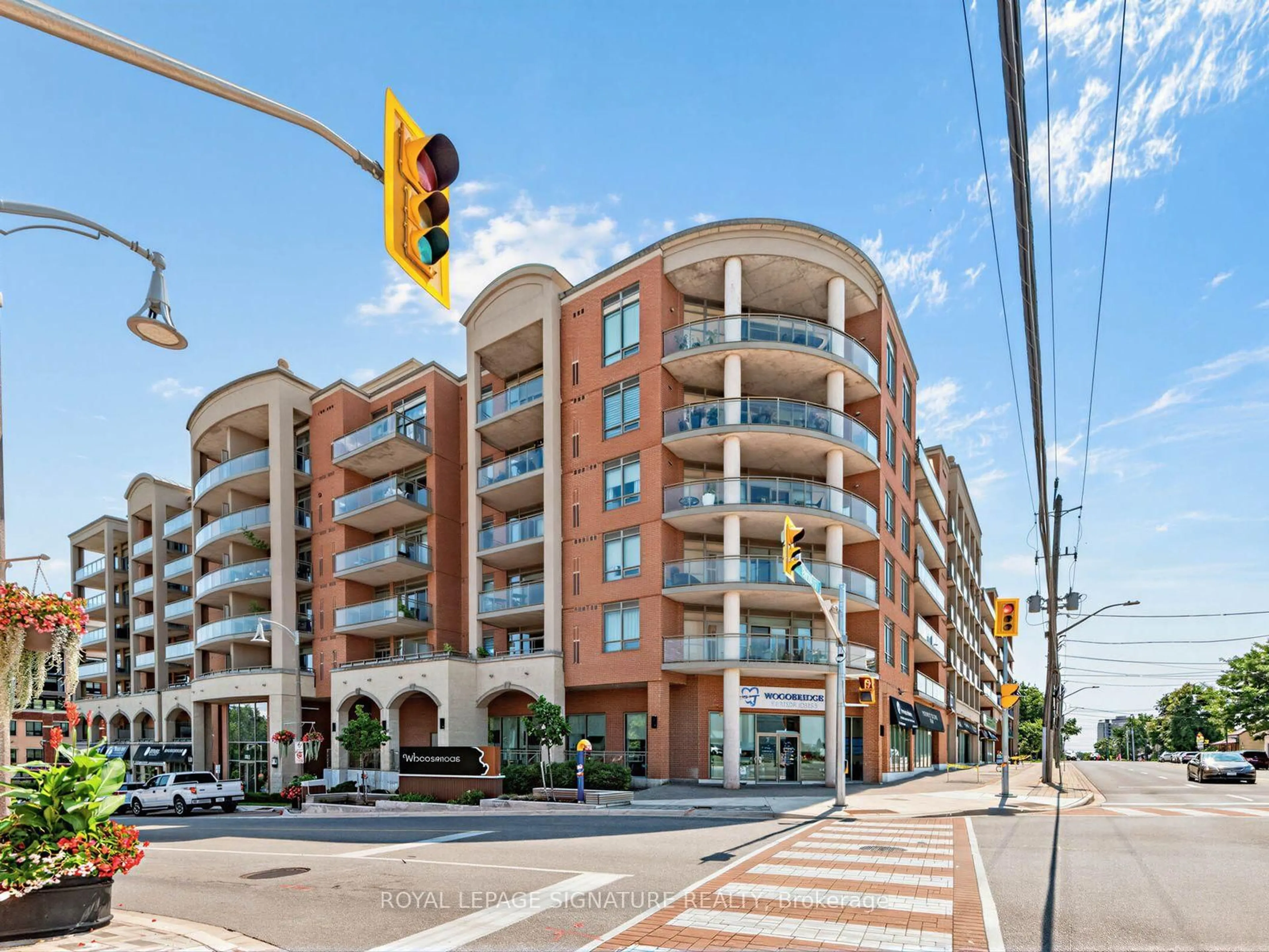 Home with brick exterior material, street for 281 Woodbridge Ave #PH611, Vaughan Ontario L4L 0C6