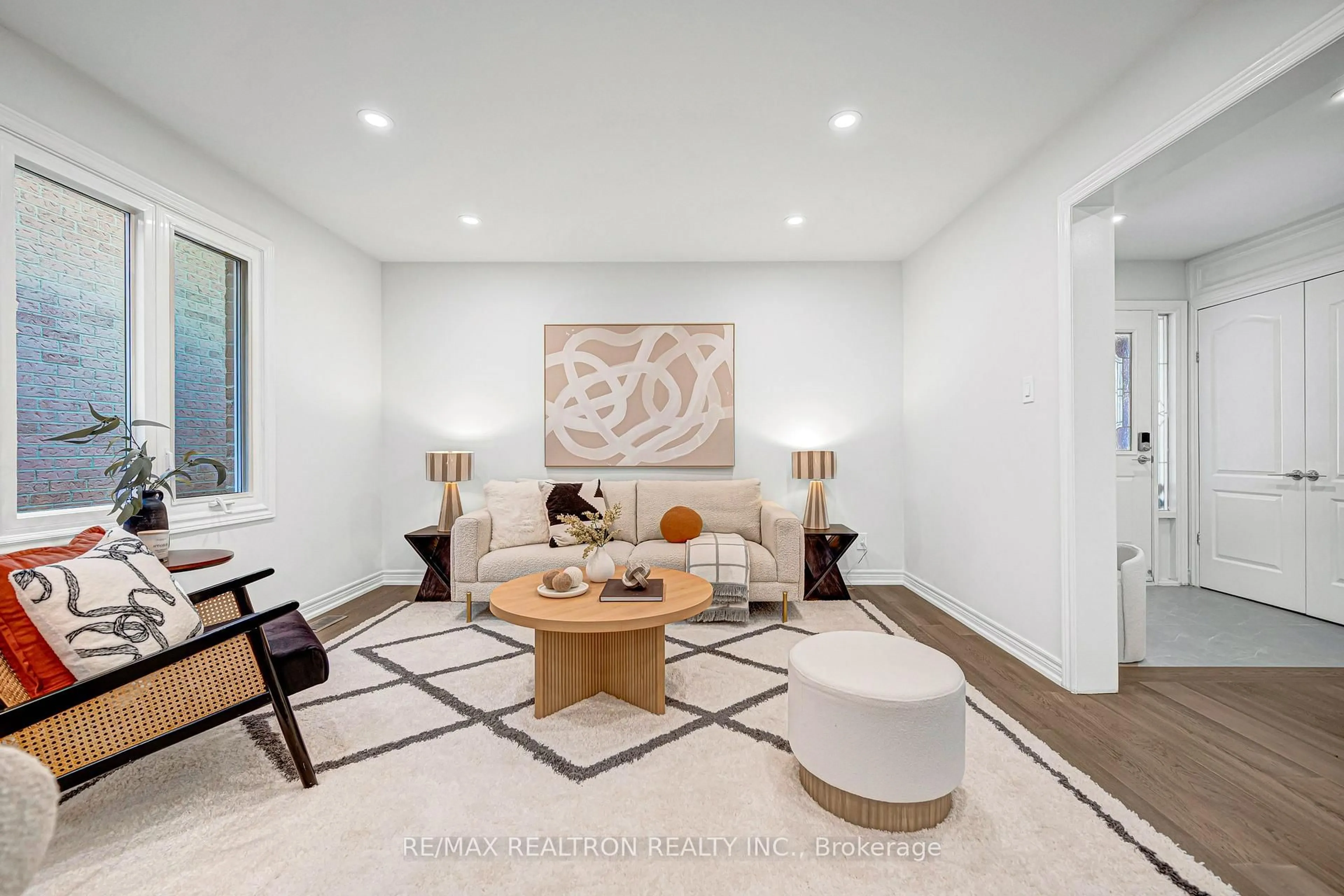 Living room with furniture, unknown for 120 Brookmill Dr, Vaughan Ontario L4J 6M2