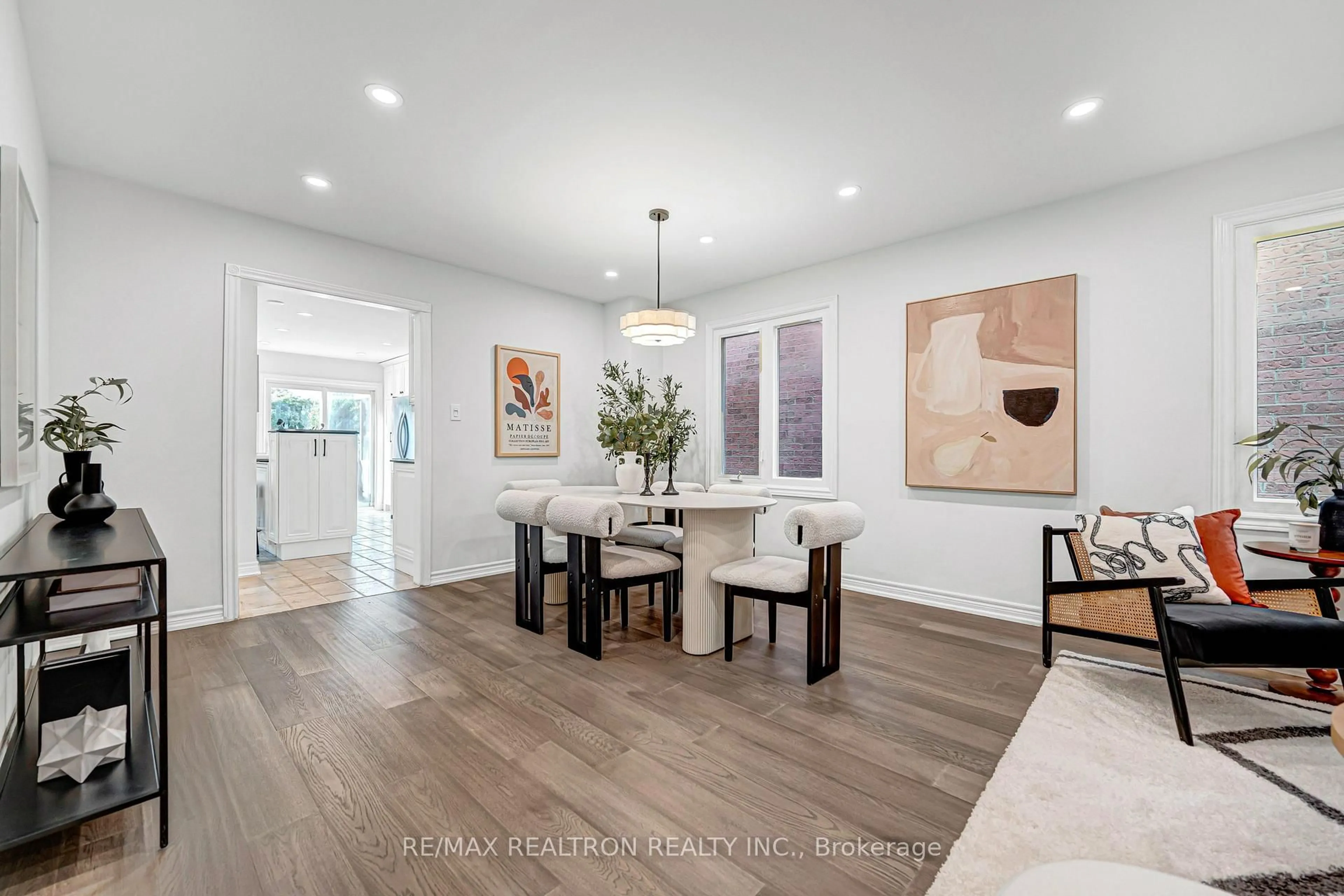Dining room, unknown for 120 Brookmill Dr, Vaughan Ontario L4J 6M2