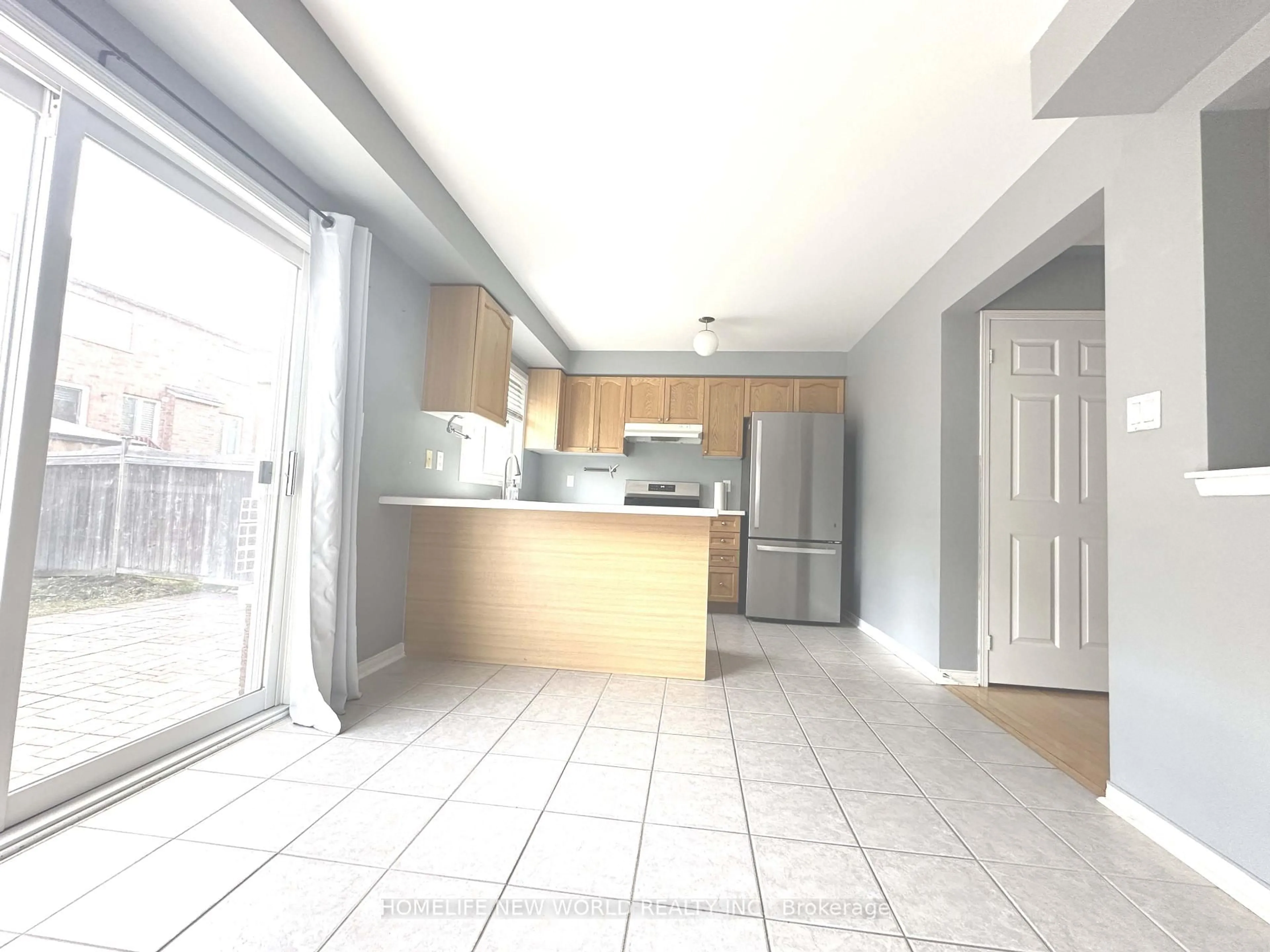 A pic of a room for 7 Ulson Dr, Richmond Hill Ontario L4E 4V6