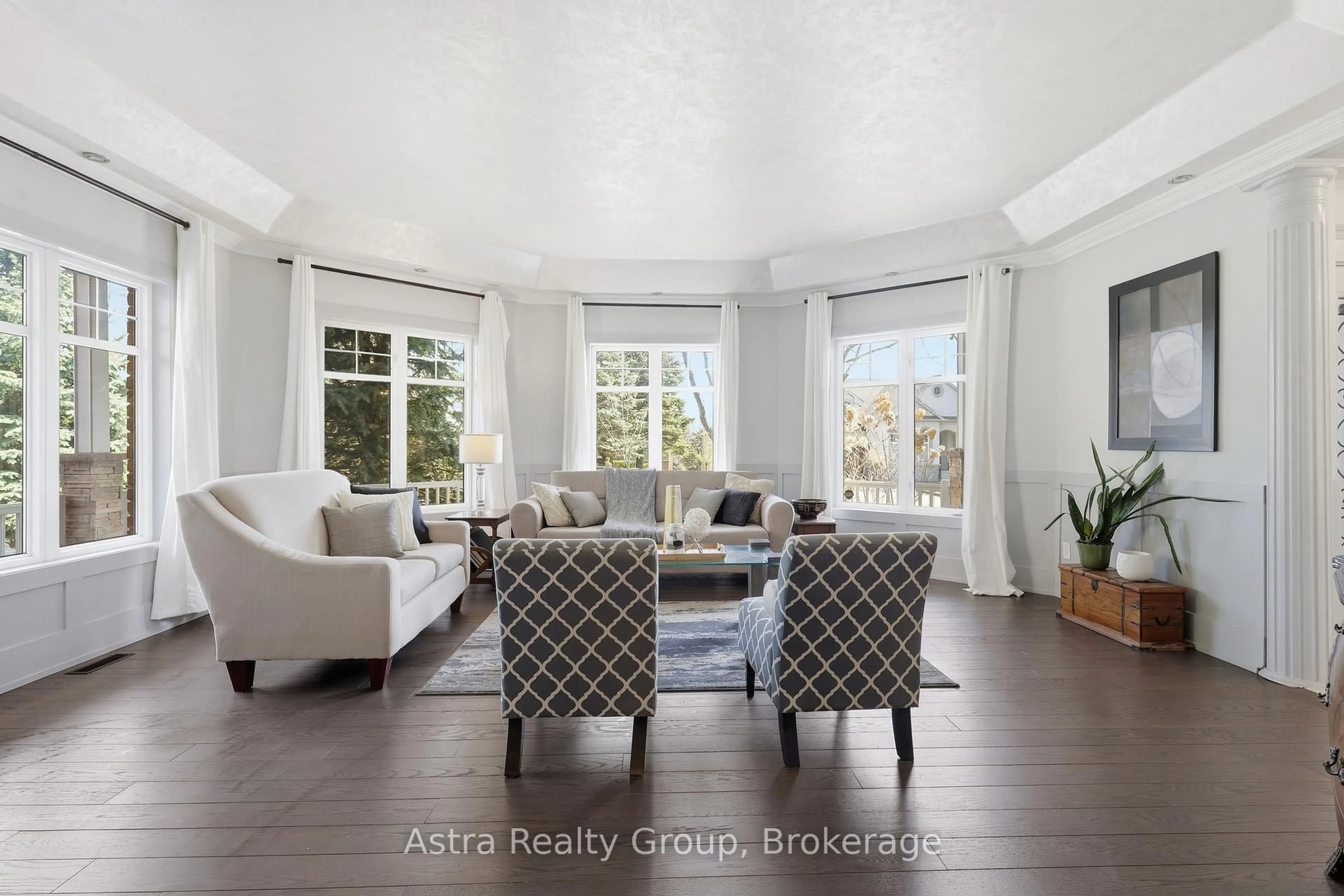 Living room with furniture, unknown for 74 Kootenay Rdge, Vaughan Ontario L6A 2V9