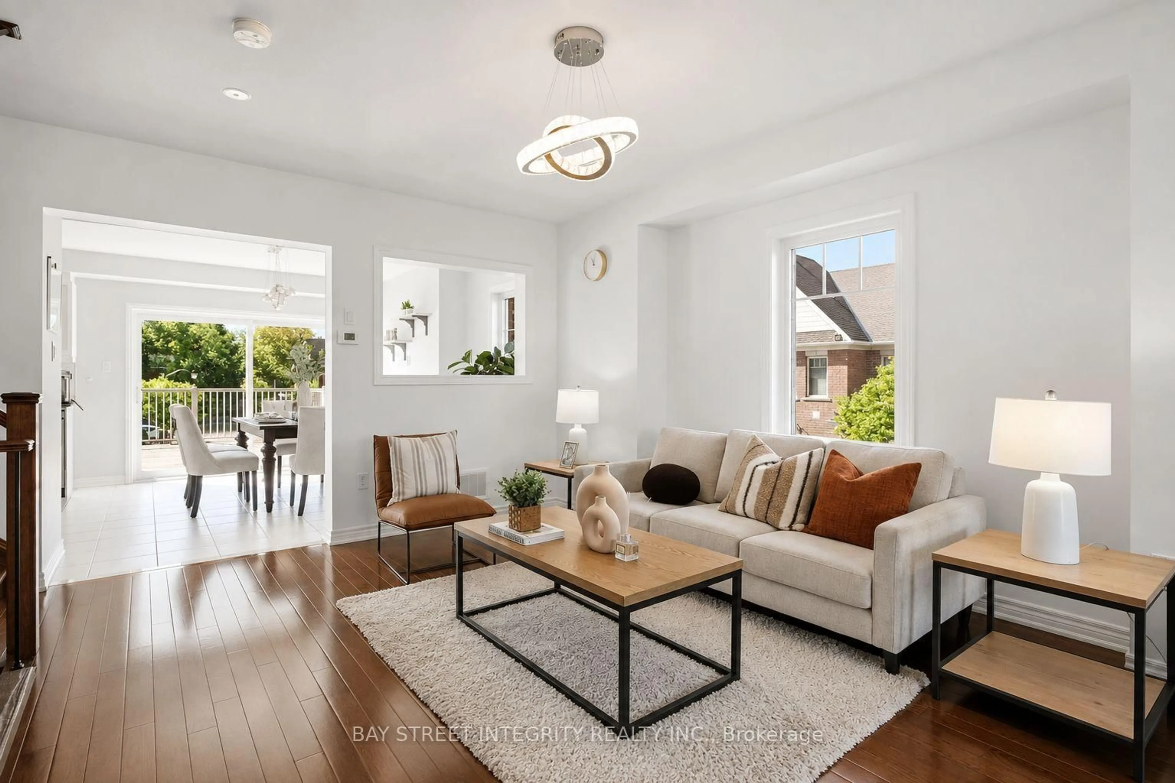 Living room with furniture, unknown for 980 Millard St, Whitchurch-Stouffville Ontario L4A 0T2
