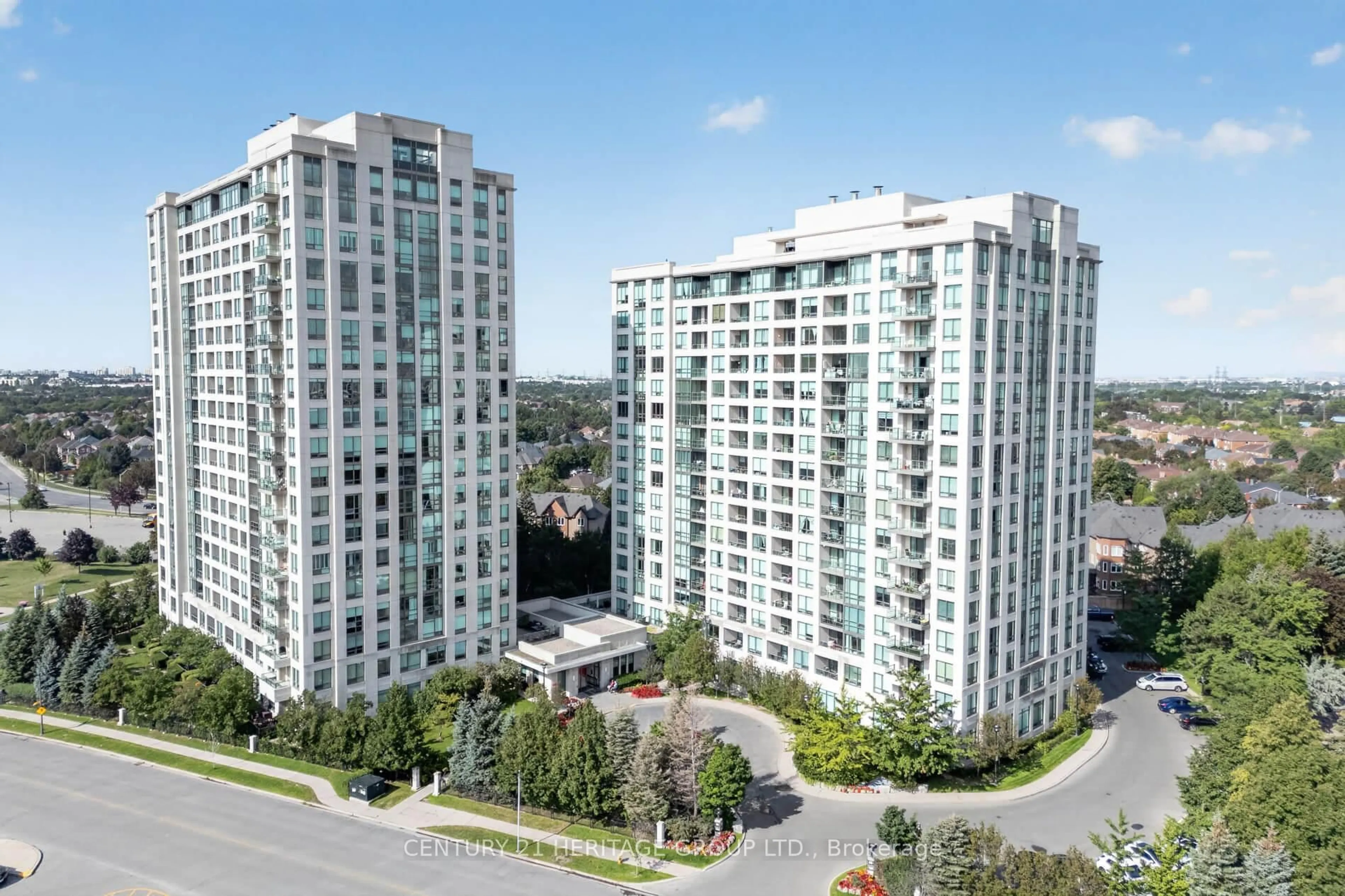 A pic from outside/outdoor area/front of a property/back of a property/a pic from drone, city buildings view from balcony for 88 Promenade Circ #905, Vaughan Ontario L4J 9A4
