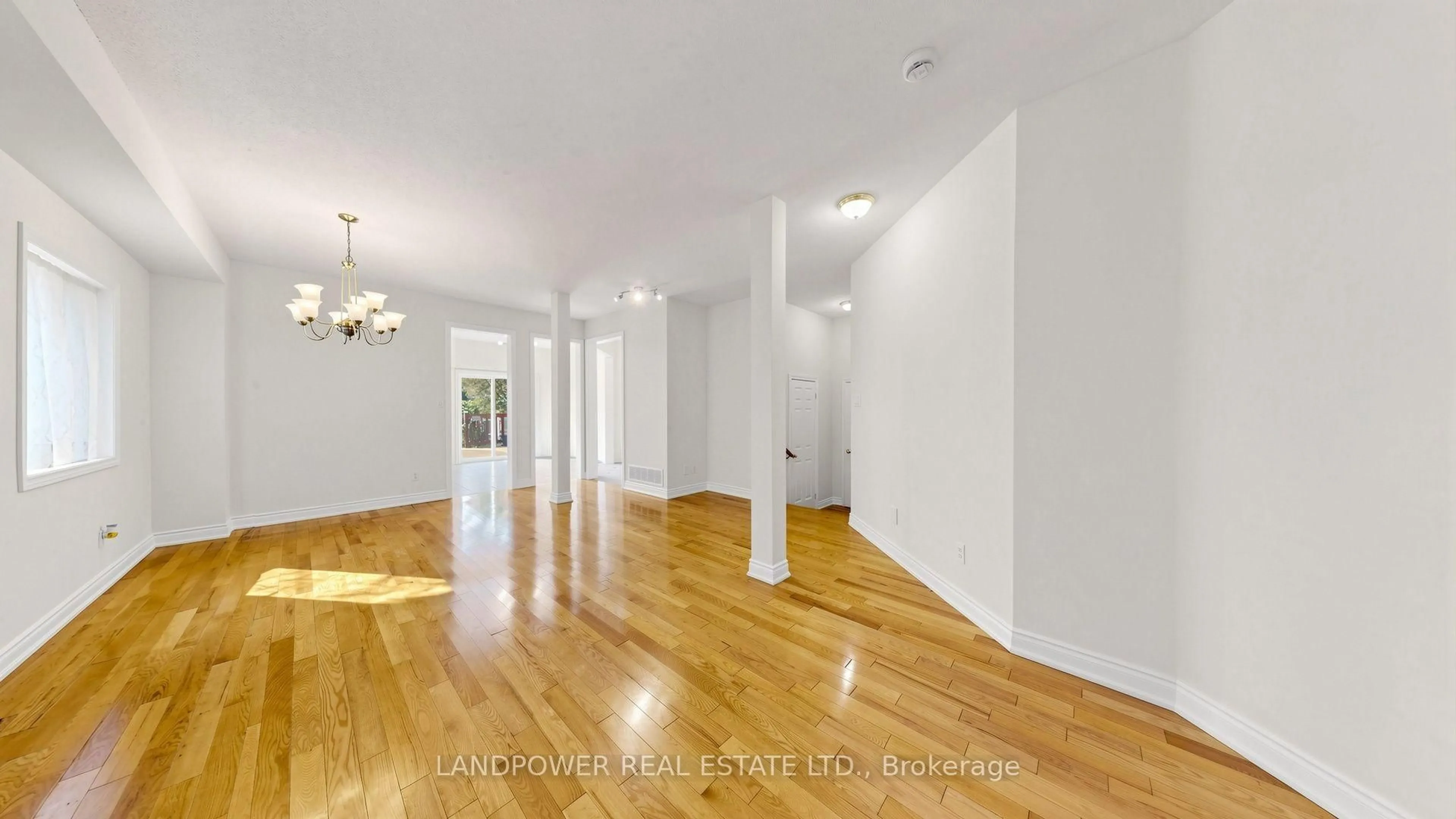 Unknown for 193 Helen Ave, Markham Ontario L3R 1J7