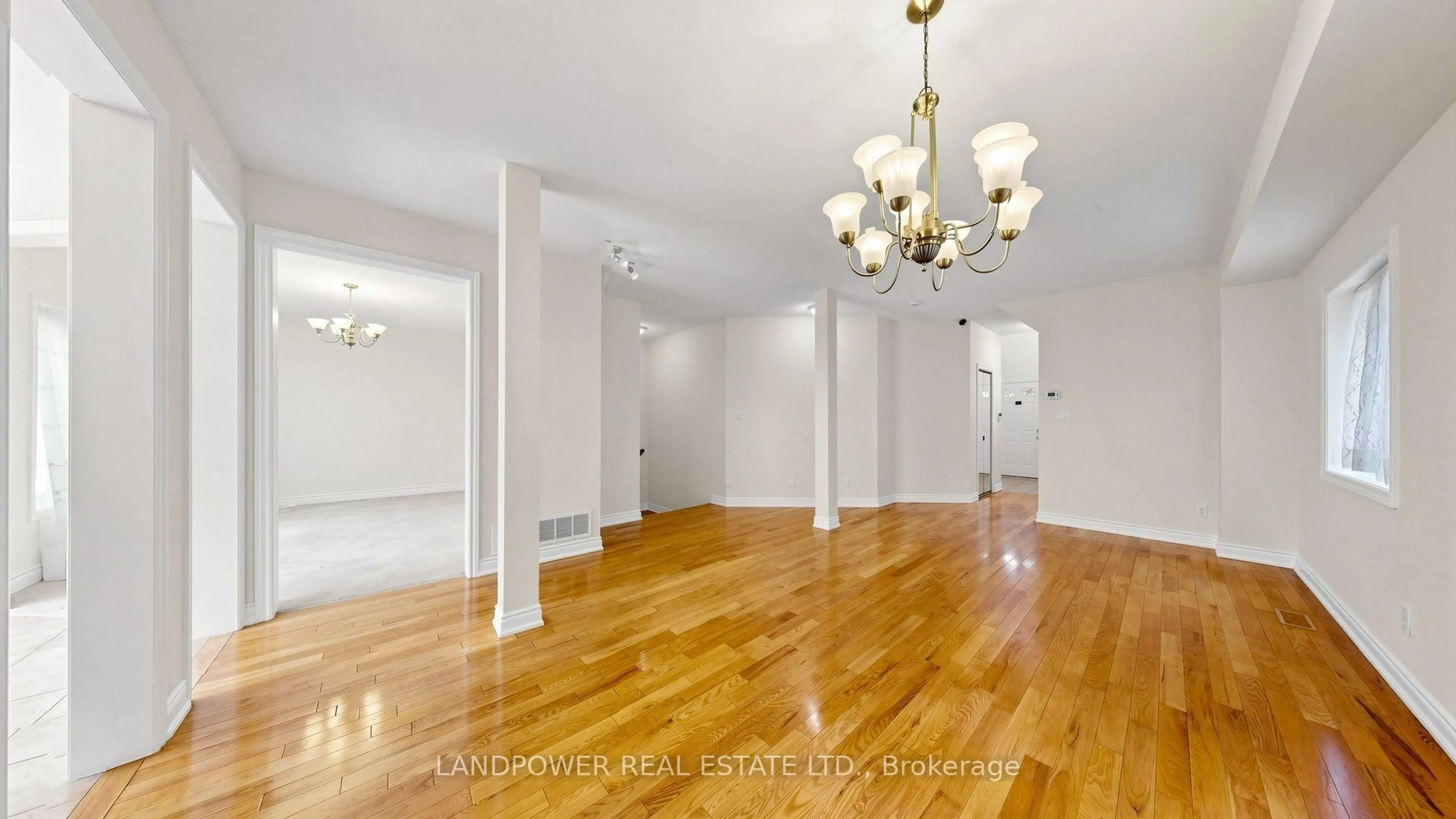 Unknown for 193 Helen Ave, Markham Ontario L3R 1J7