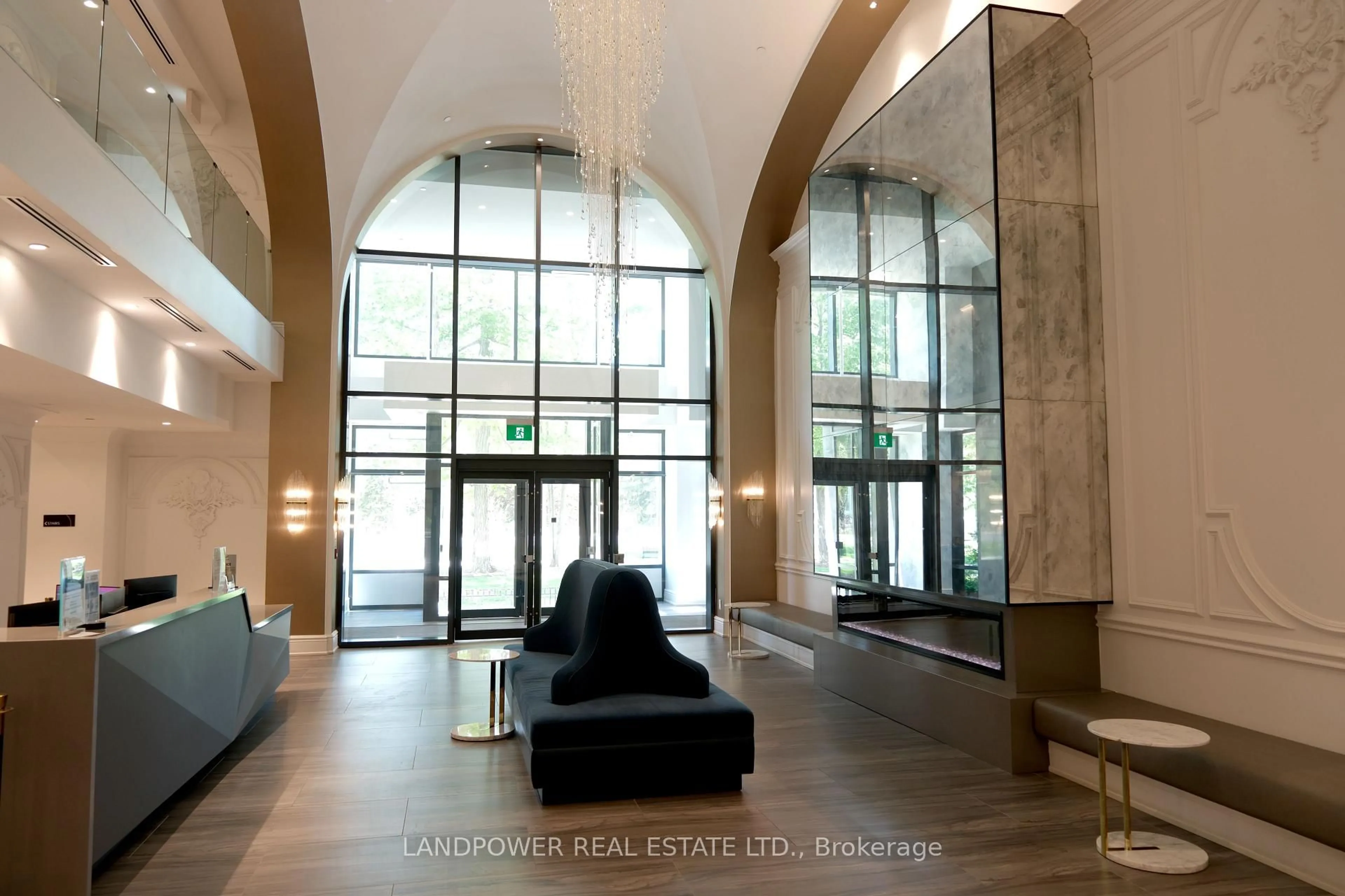 Indoor foyer for 9 Clegg Rd #819, Markham Ontario L6G 0H3