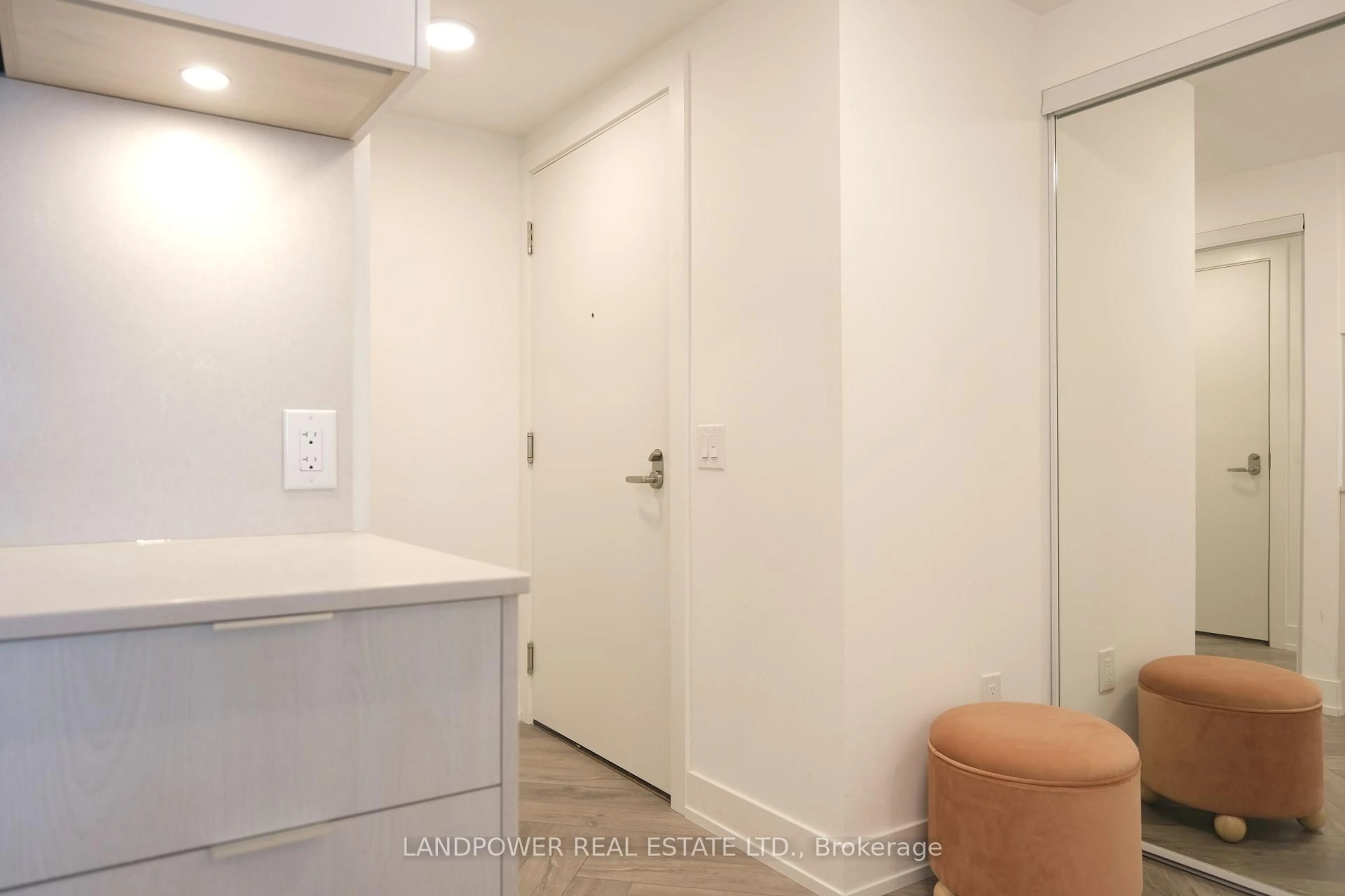 A pic of a room for 9 Clegg Rd #819, Markham Ontario L6G 0H3
