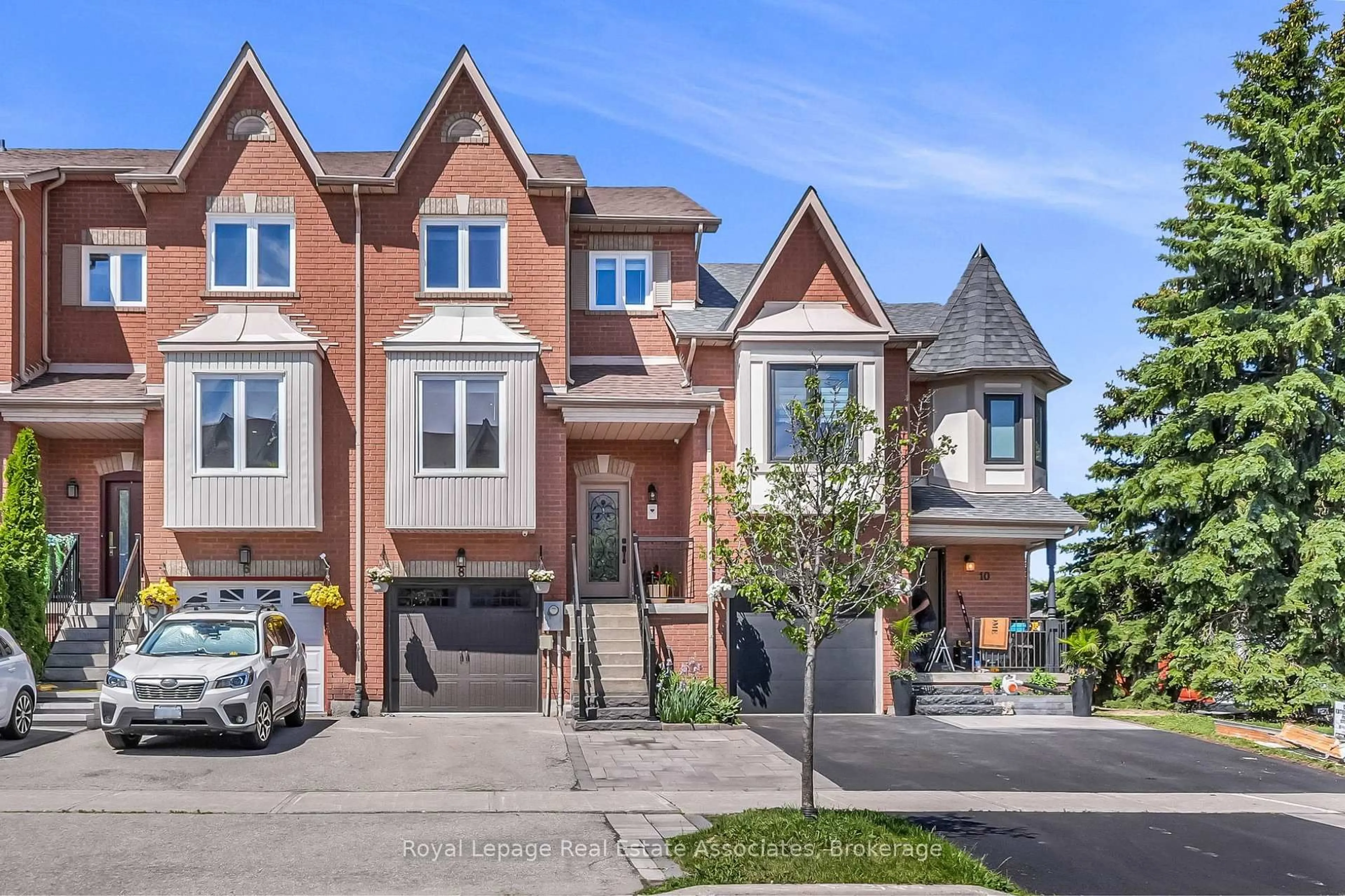 Home with brick exterior material, street for 8 Prestwick Ave, Vaughan Ontario L6A 2B6