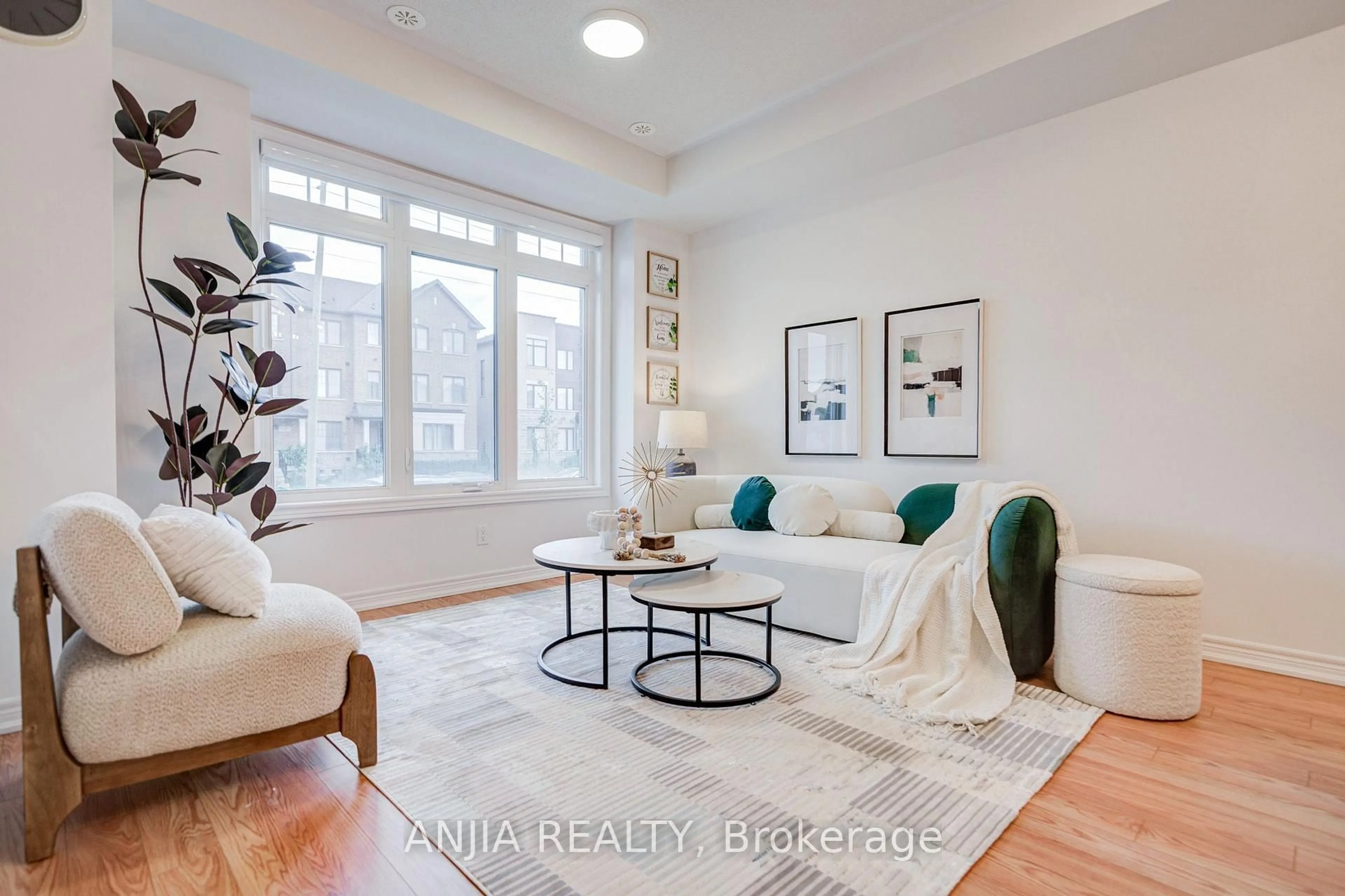 Living room with furniture, unknown for 11794 Tenth Line, Whitchurch-Stouffville Ontario L4A 5G2