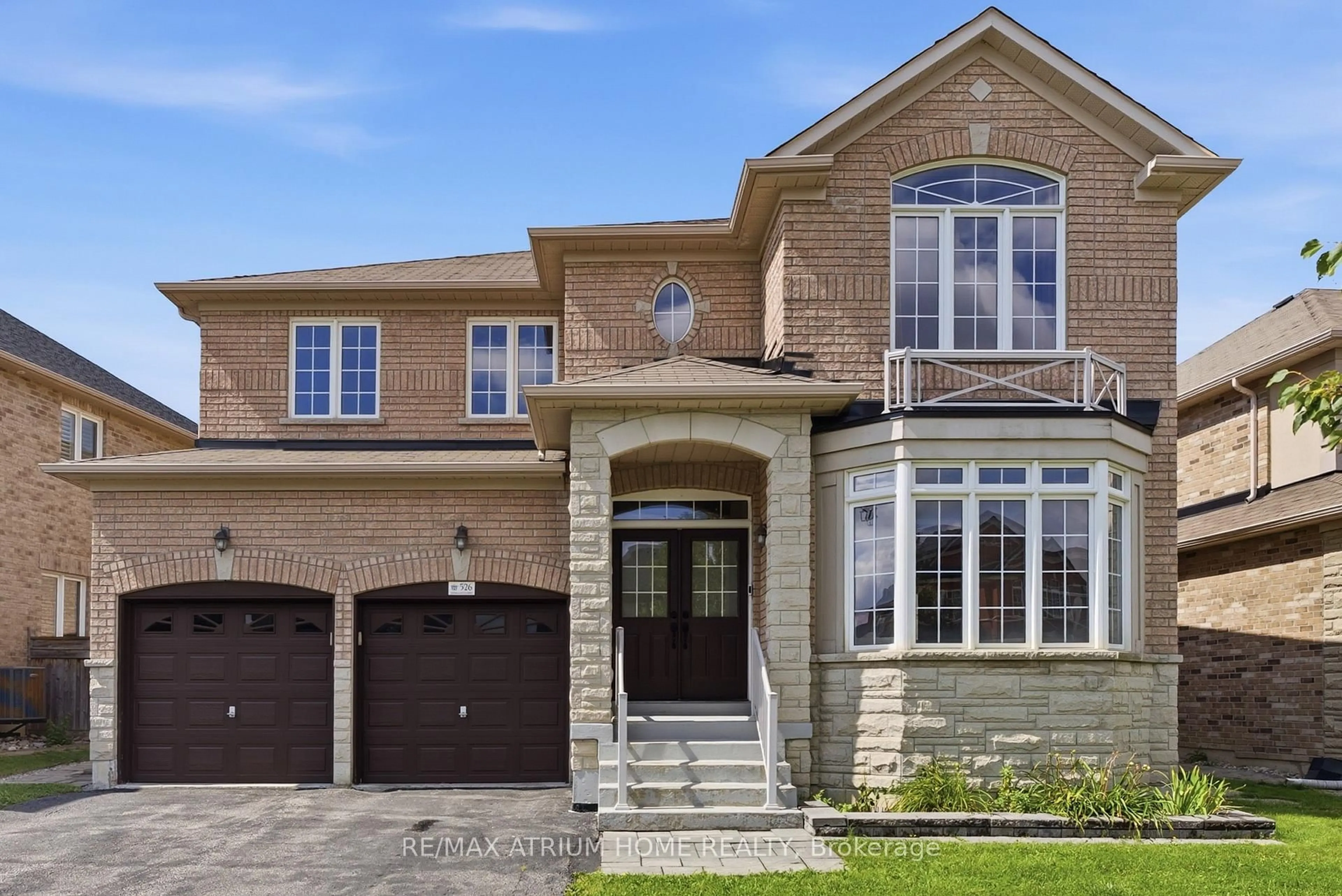 Home with brick exterior material, street for 526 Mavrinac Blvd, Aurora Ontario L4G 0H7