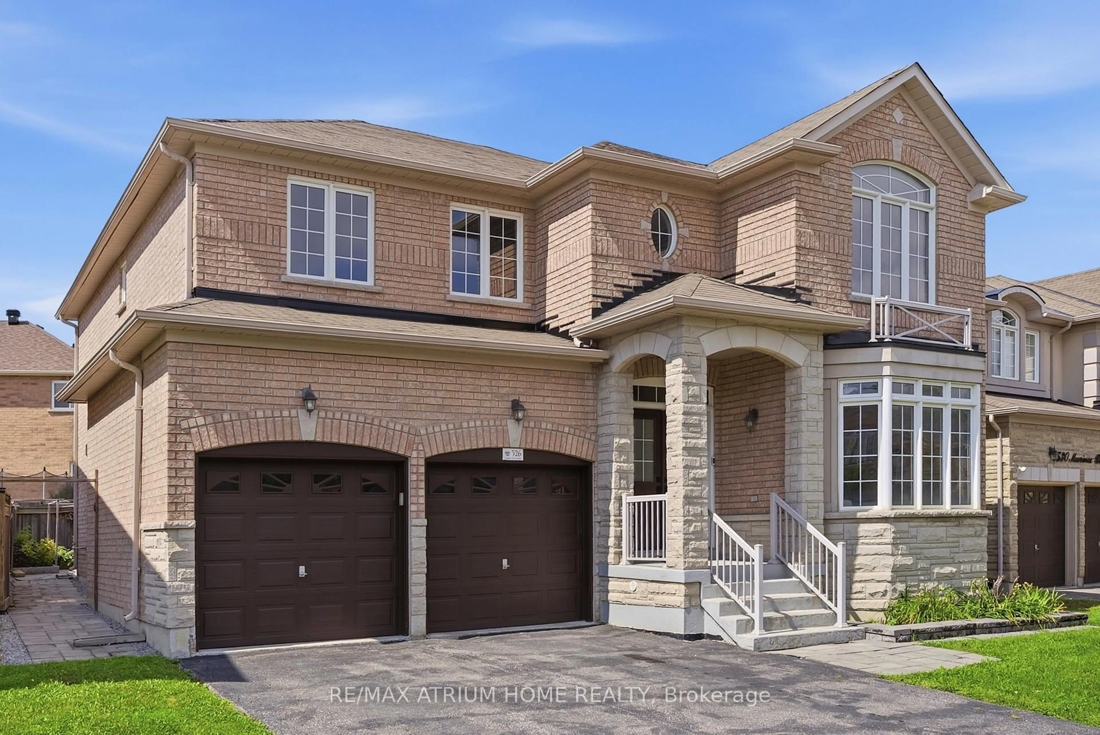 Home with brick exterior material, street for 526 Mavrinac Blvd, Aurora Ontario L4G 0H7