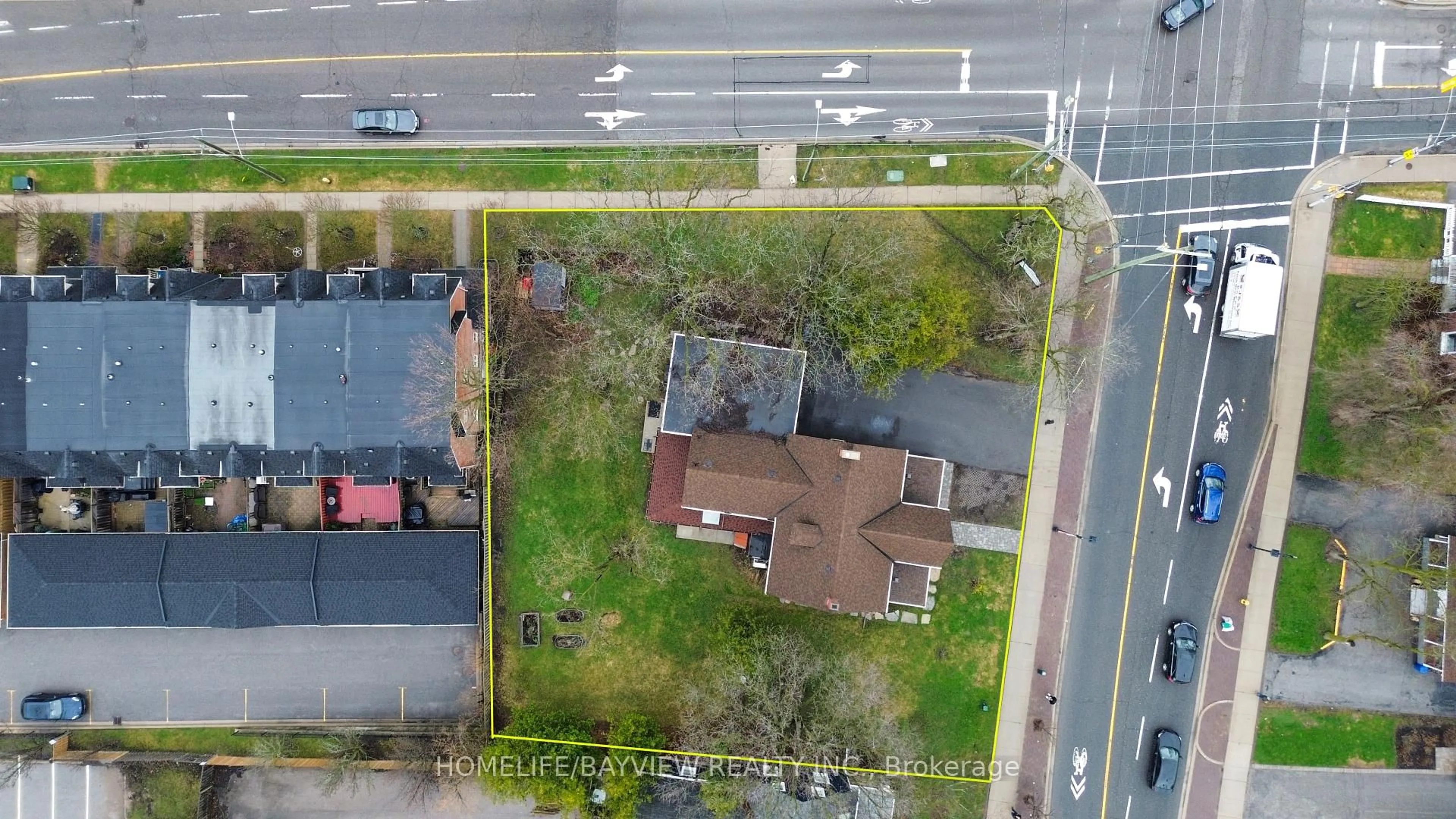 A pic from outside/outdoor area/front of a property/back of a property/a pic from drone, street for 180 & 188 Main St, Markham Ontario L3P 1Y3