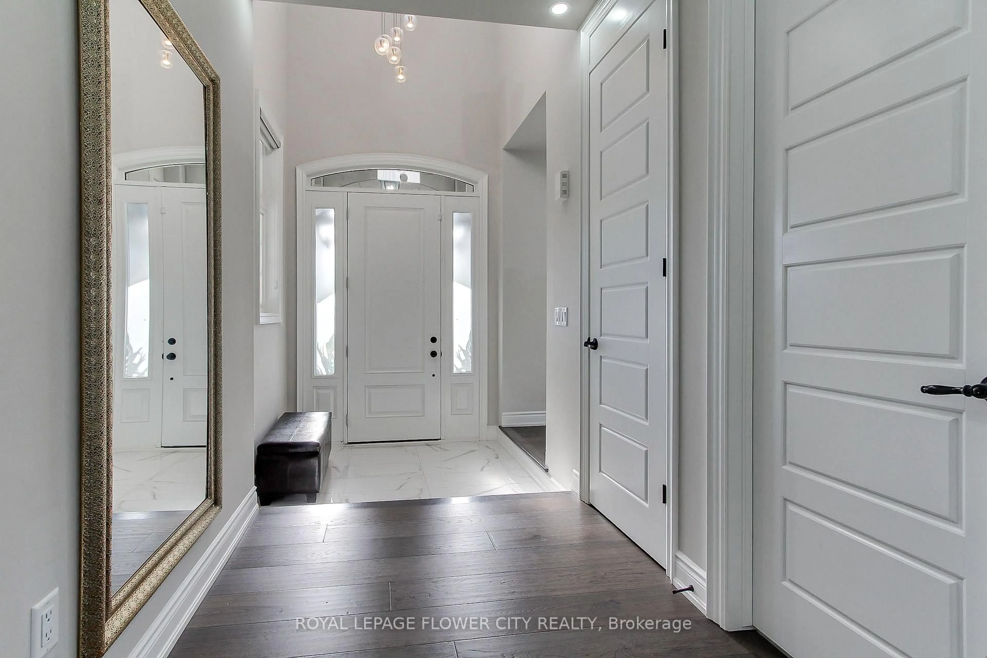 Indoor entryway for 105 Morning Sparrow Dr, Vaughan Ontario L4H 4W6