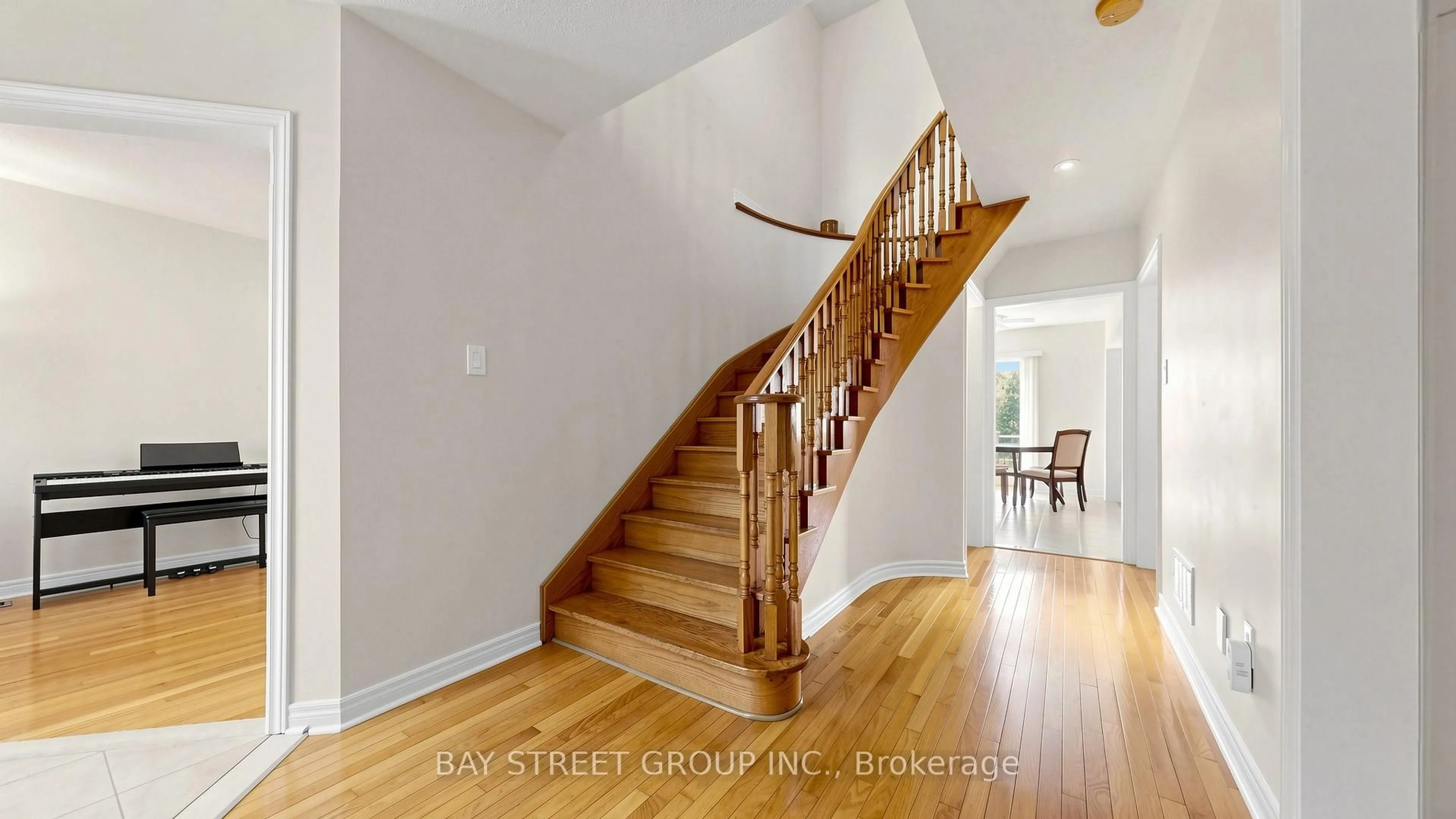 Stairs for 37 Bayswater Ave, Richmond Hill Ontario L4E 4E5
