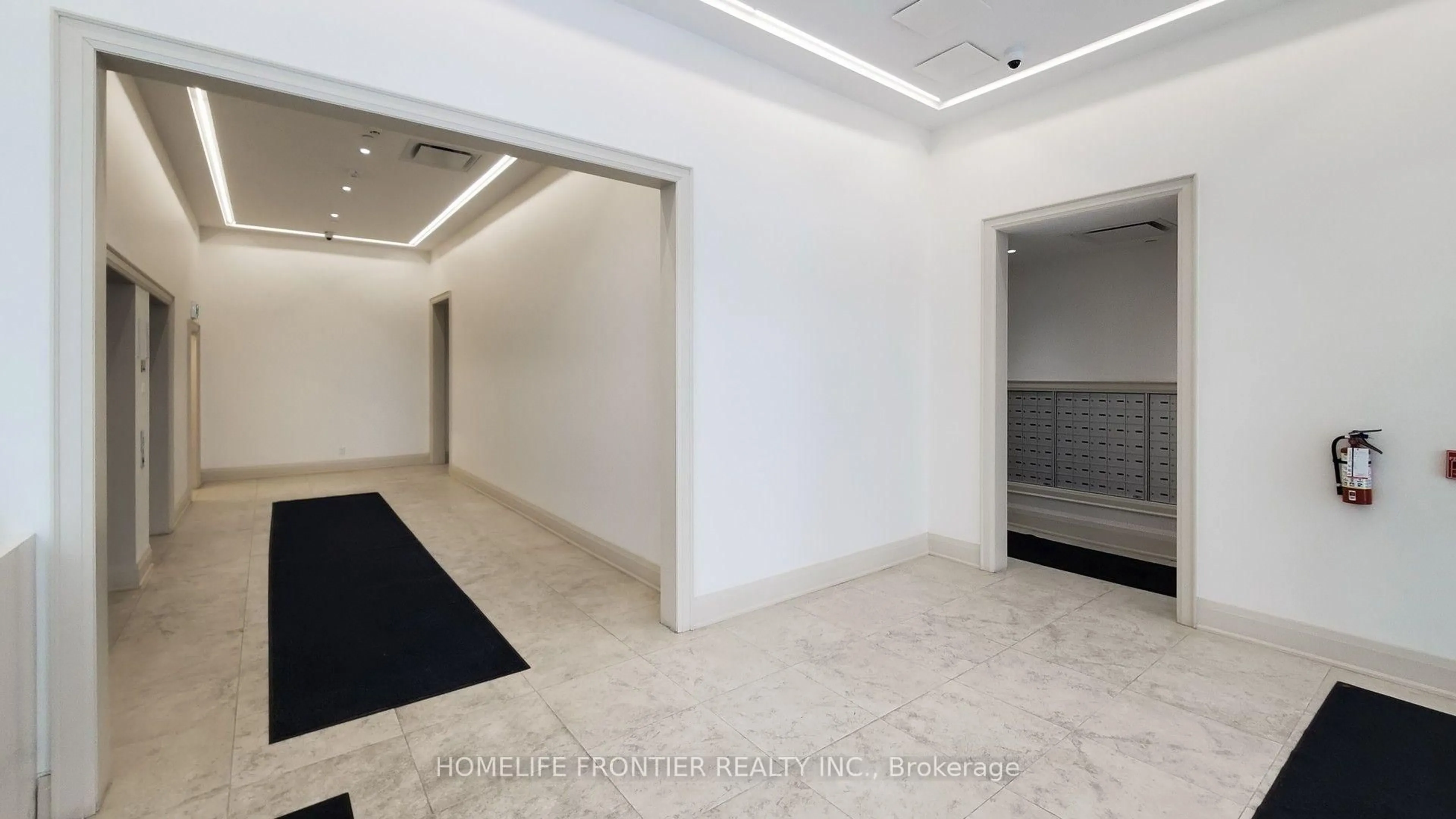 Indoor foyer for 101 Cathedral High St #104, Markham Ontario L6C 3L8