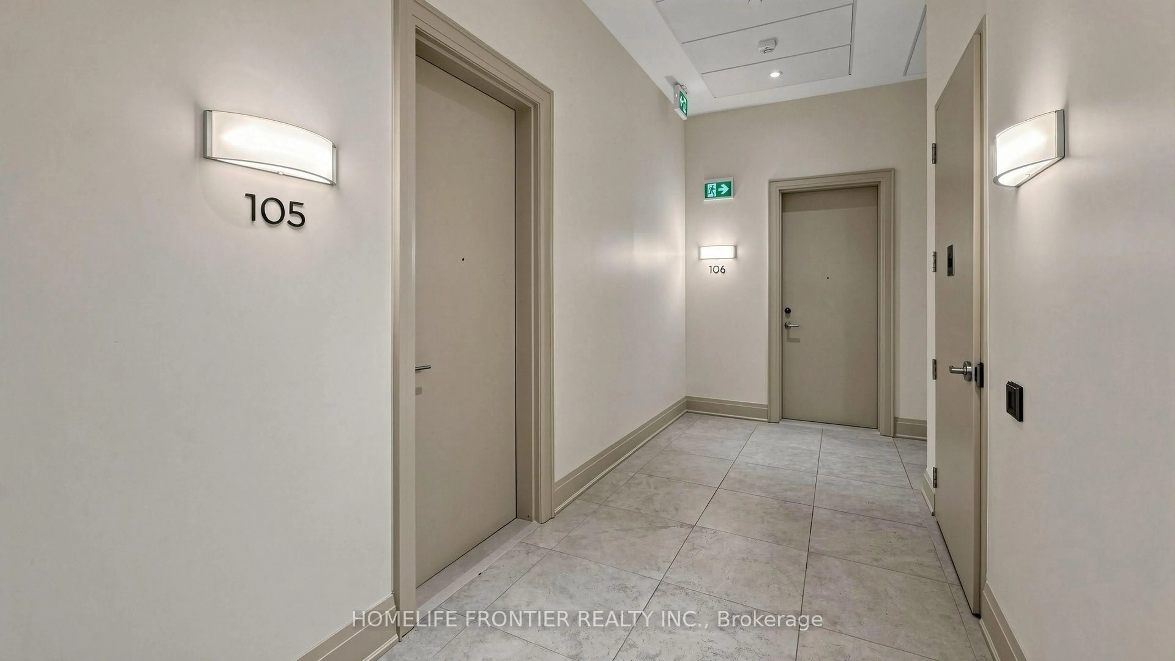 Indoor foyer for 101 Cathedral High St #104, Markham Ontario L6C 3L8
