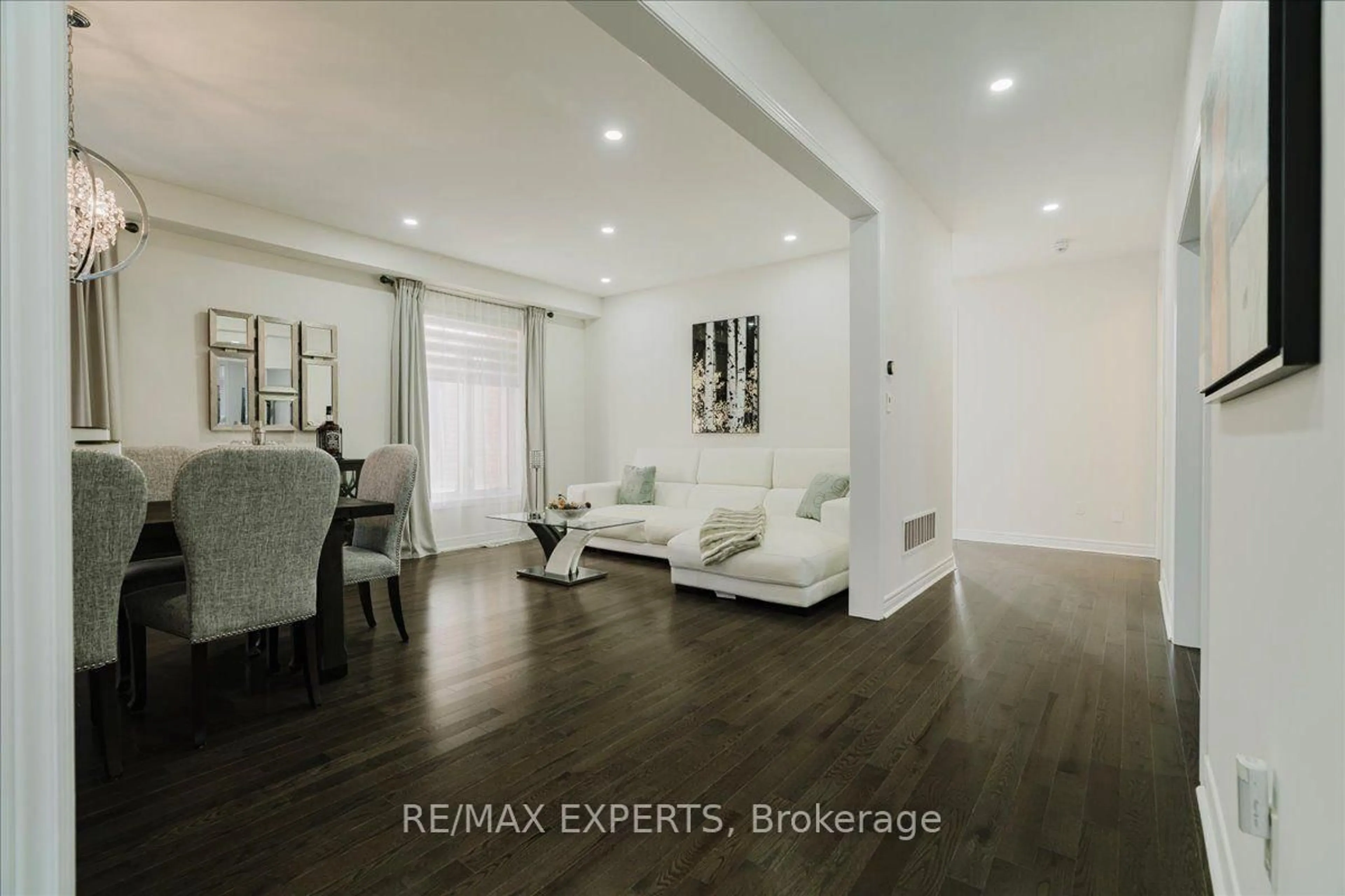 Unknown for 43 Lewis Ave, Bradford West Gwillimbury Ontario L3Z 0X2