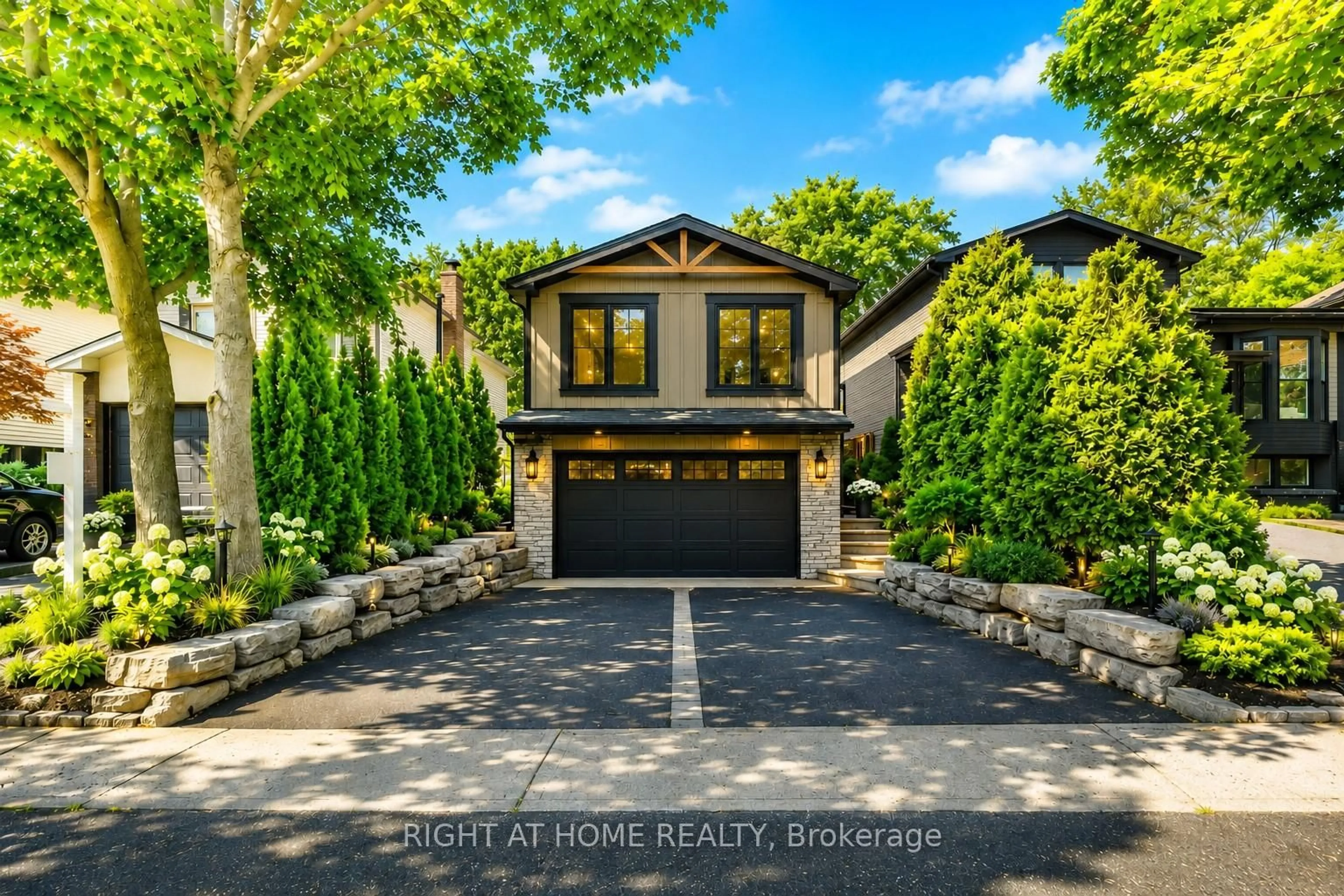 Unknown for 168 Springhead Gdns, Richmond Hill Ontario L4C 5C6