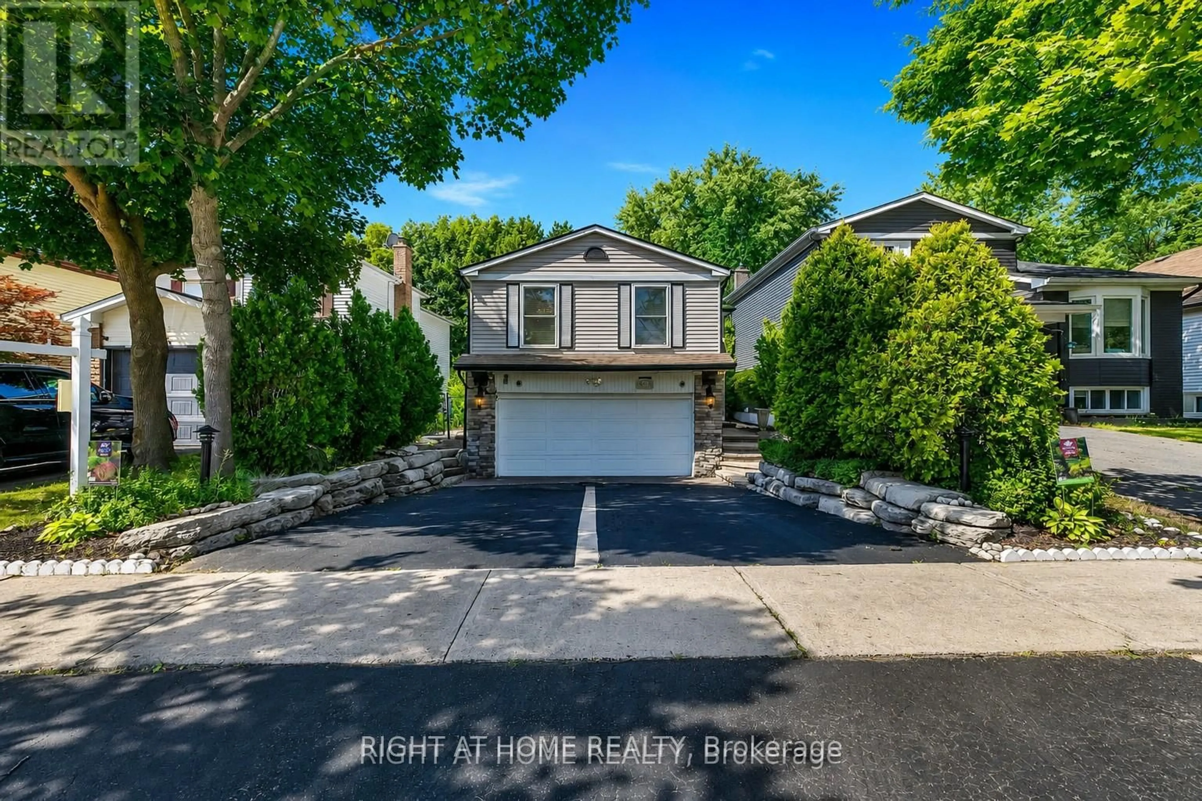 Unknown for 168 Springhead Gdns, Richmond Hill Ontario L4C 5C6
