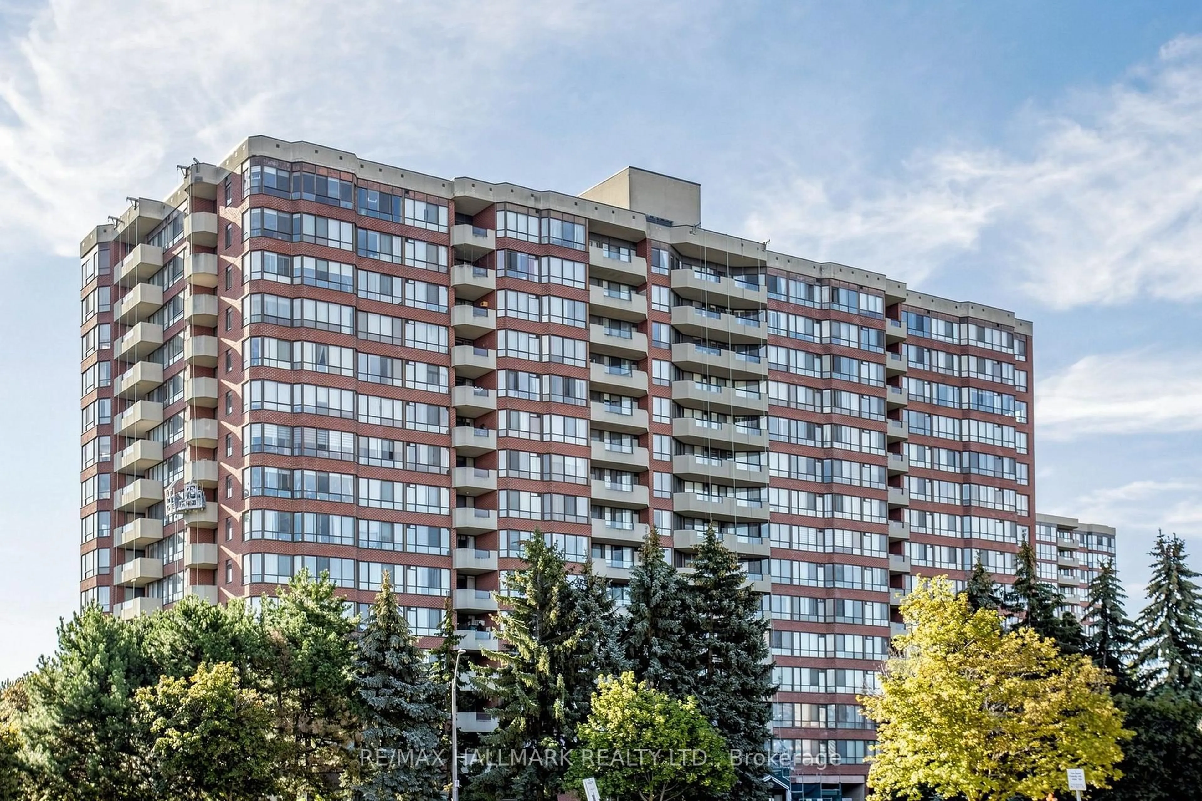 Unknown for 33 Weldrick Rd #210, Richmond Hill Ontario L4C 8W4