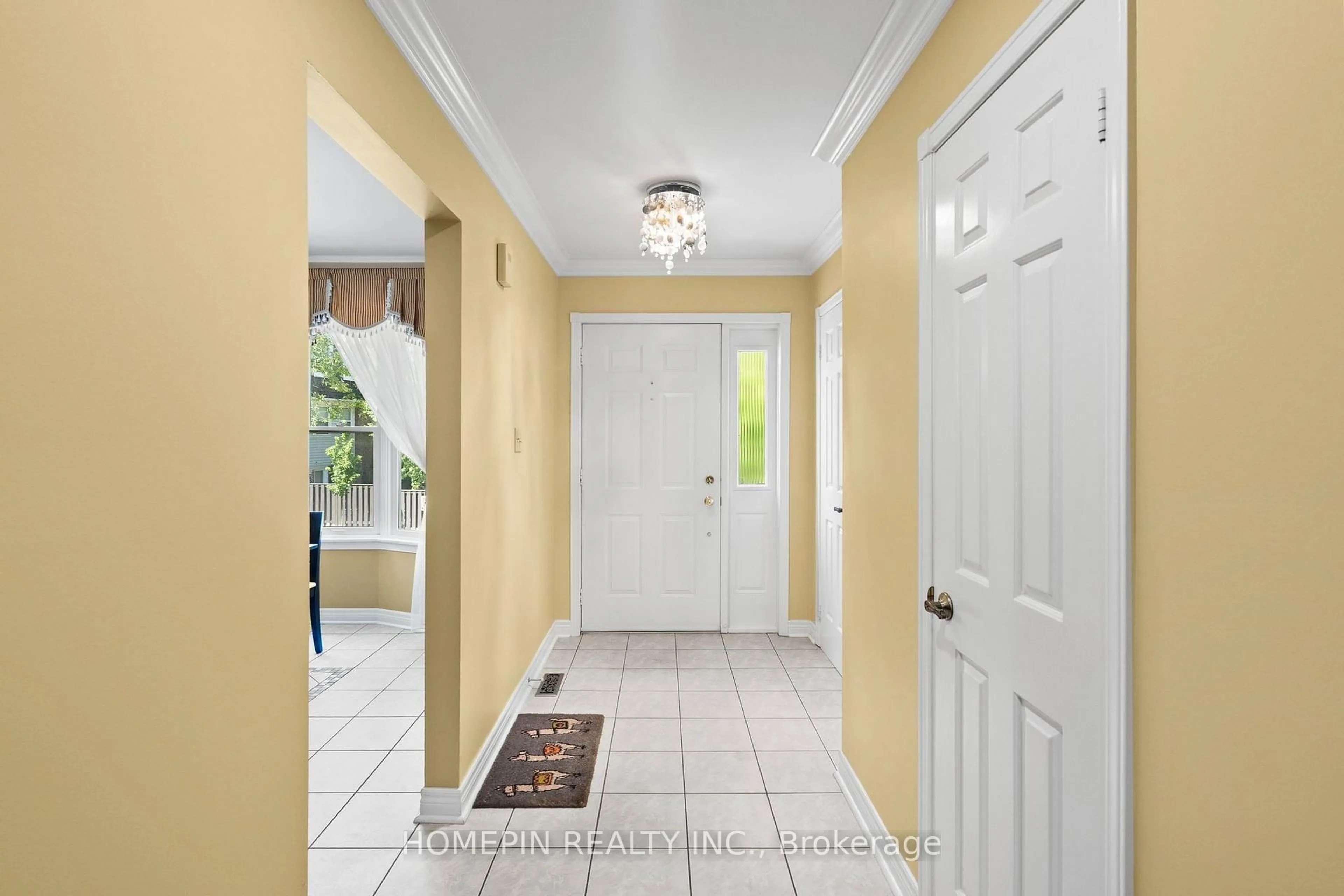 Indoor entryway for 84 Confederation Way, Markham Ontario L3T 5R5