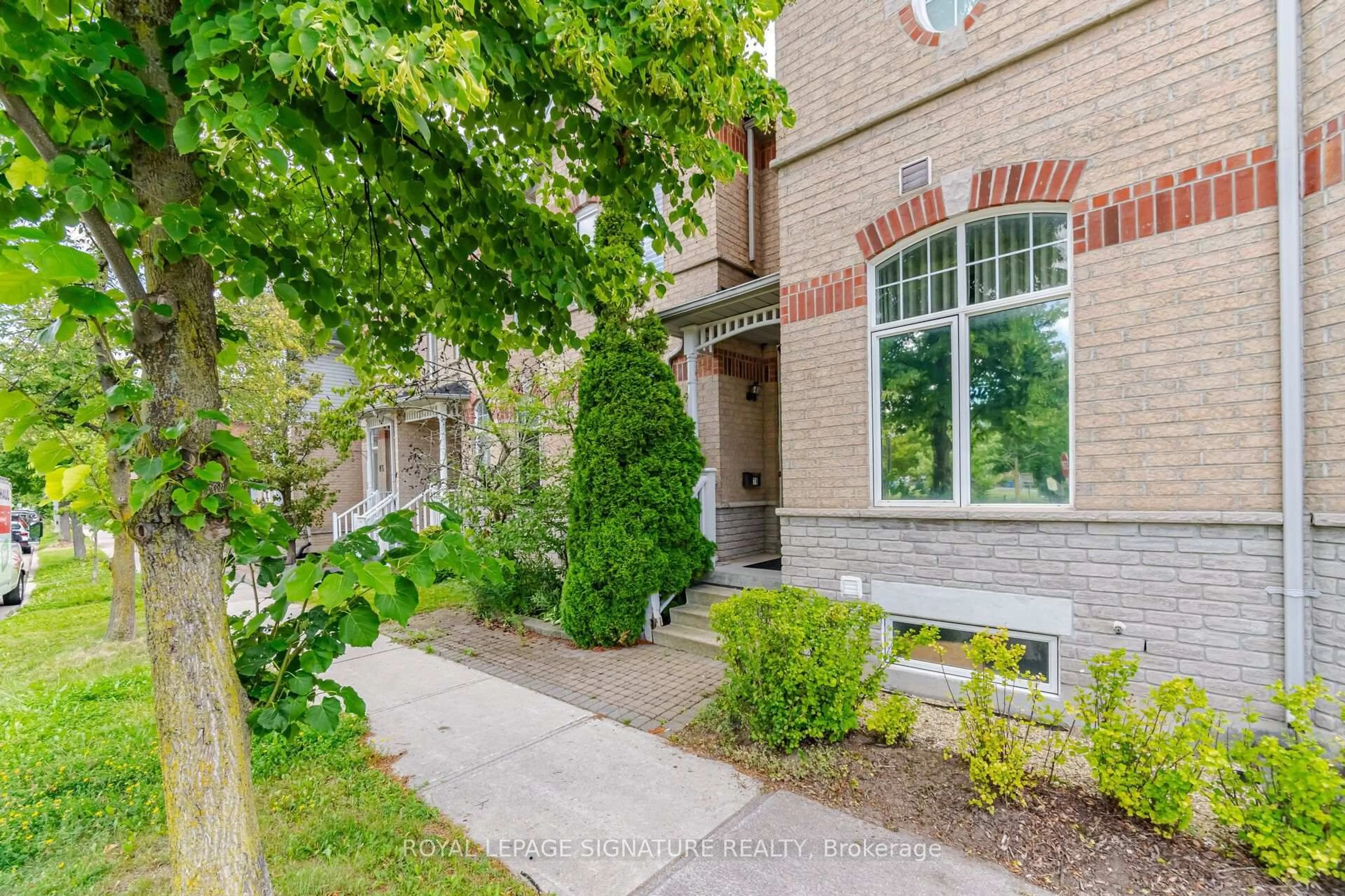 Home with brick exterior material, street for 79 Cornell Park Ave, Markham Ontario L6B 1B6